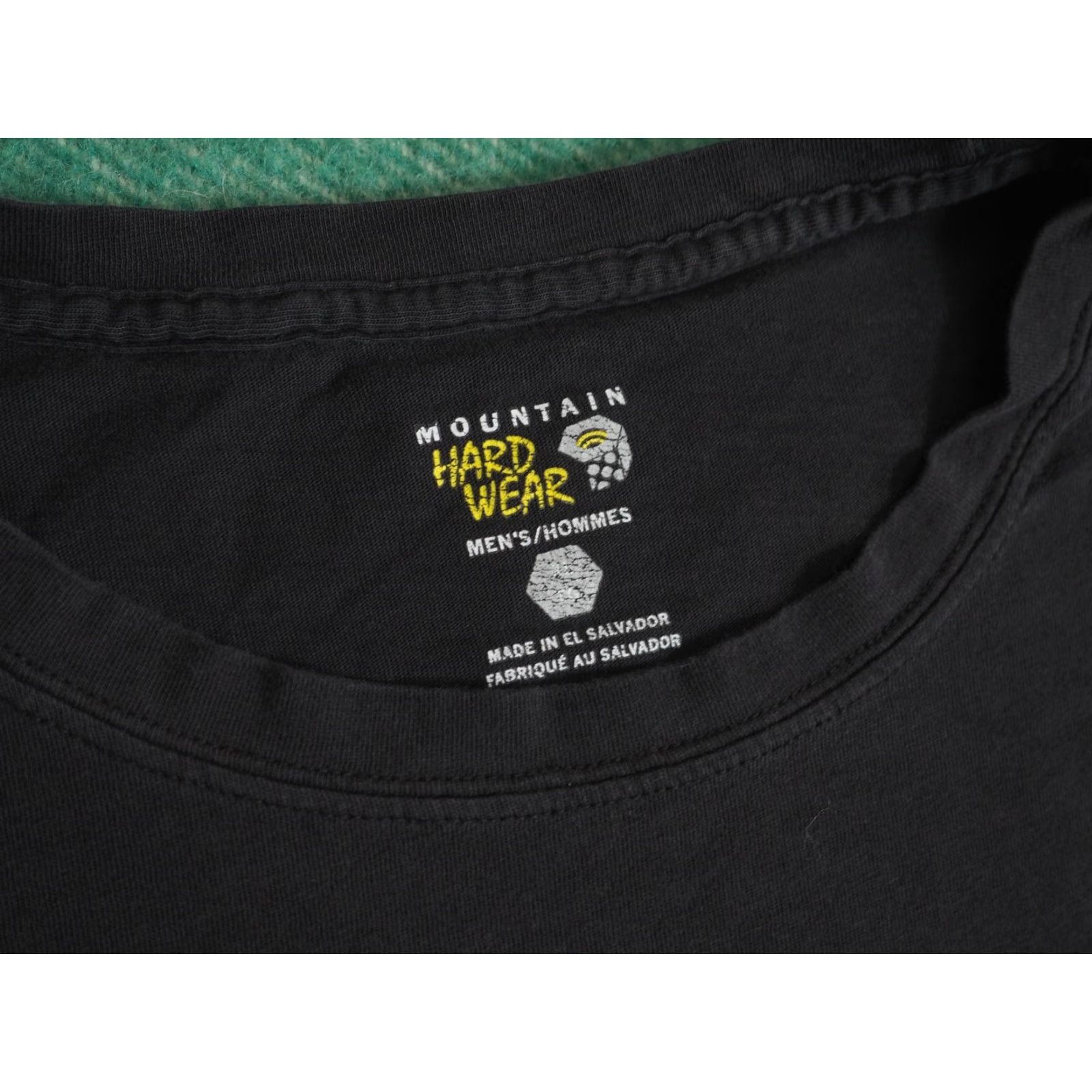 Mountain Hardwear Mountain Hardwear Rock Climbing Outdoor Nuts Art Faded Black T-Shirt Mens XL Size US XL / EU 56 / 4 - 5 Thumbnail