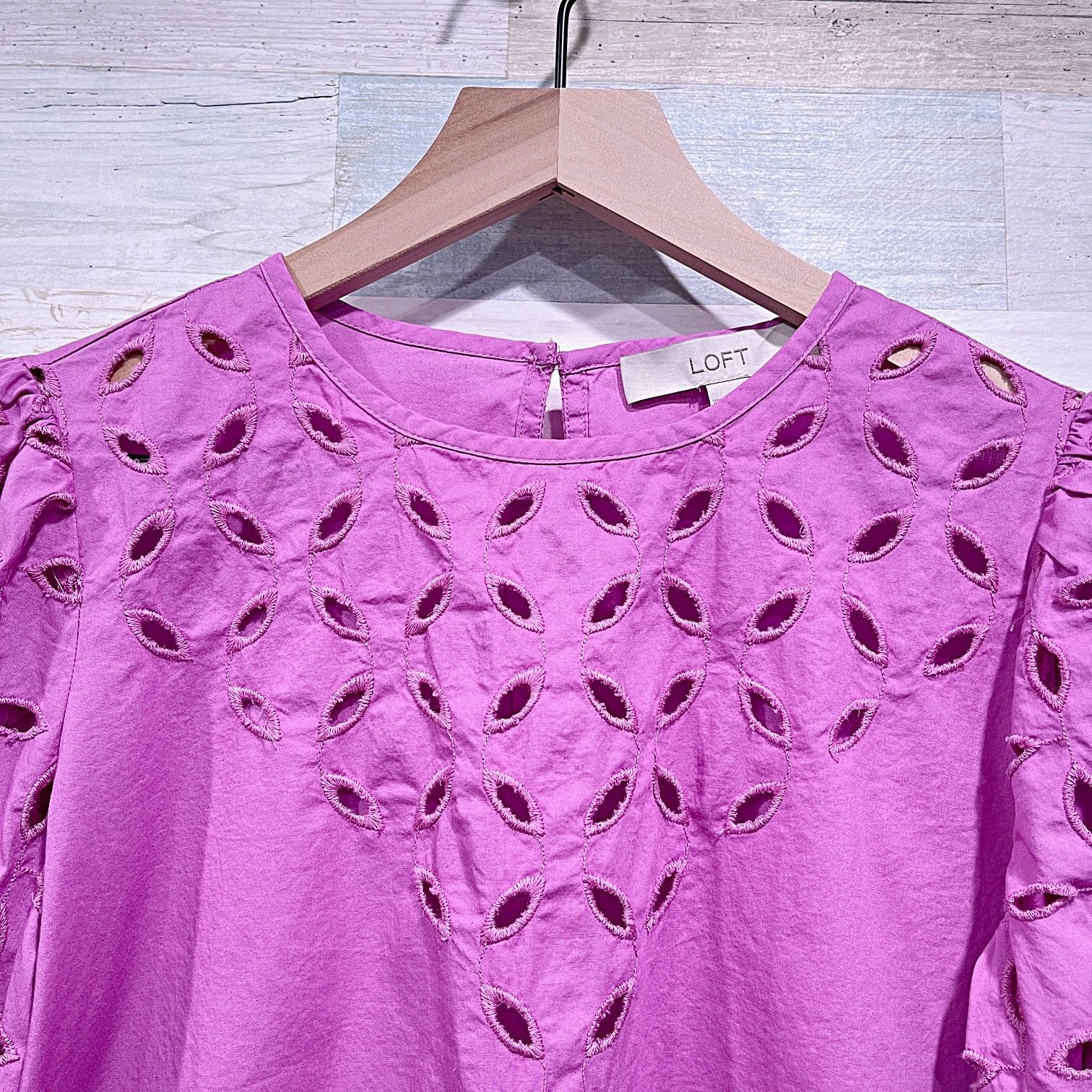 Loft LOFT Eyelet Puff Sleeve Top Purple Coton Womenst XXSP Size XXS / US 00 / IT 34 - 3 Thumbnail