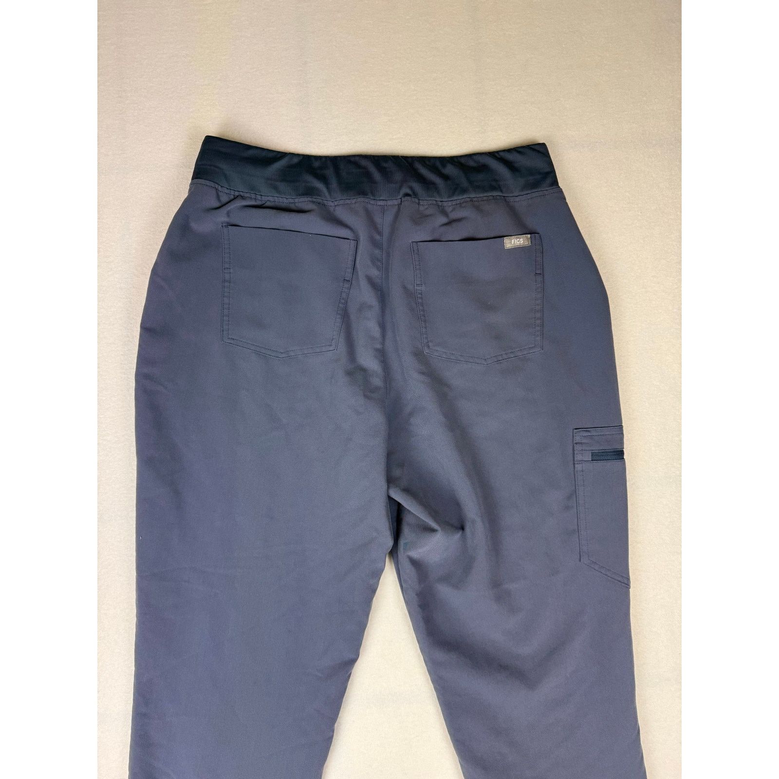 Other Figs Scrub Joggers - Size Large - Excellent Pre-Owned Size 28" / US 6 / IT 42 - 9 Thumbnail