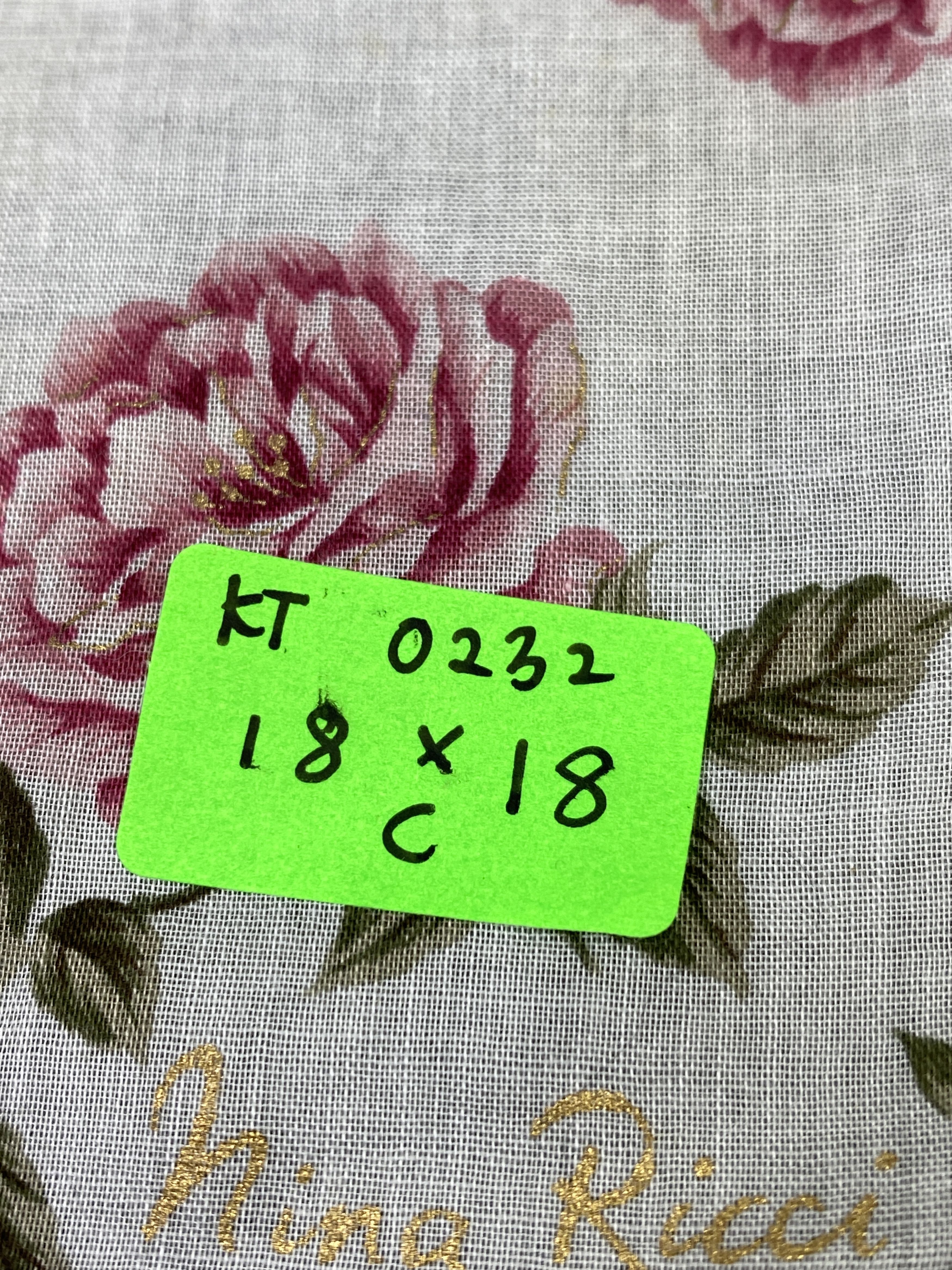 Other Vintage Nina Ricci Handkerchief / Neckerchief KT0232 Size ONE SIZE - 8 Thumbnail
