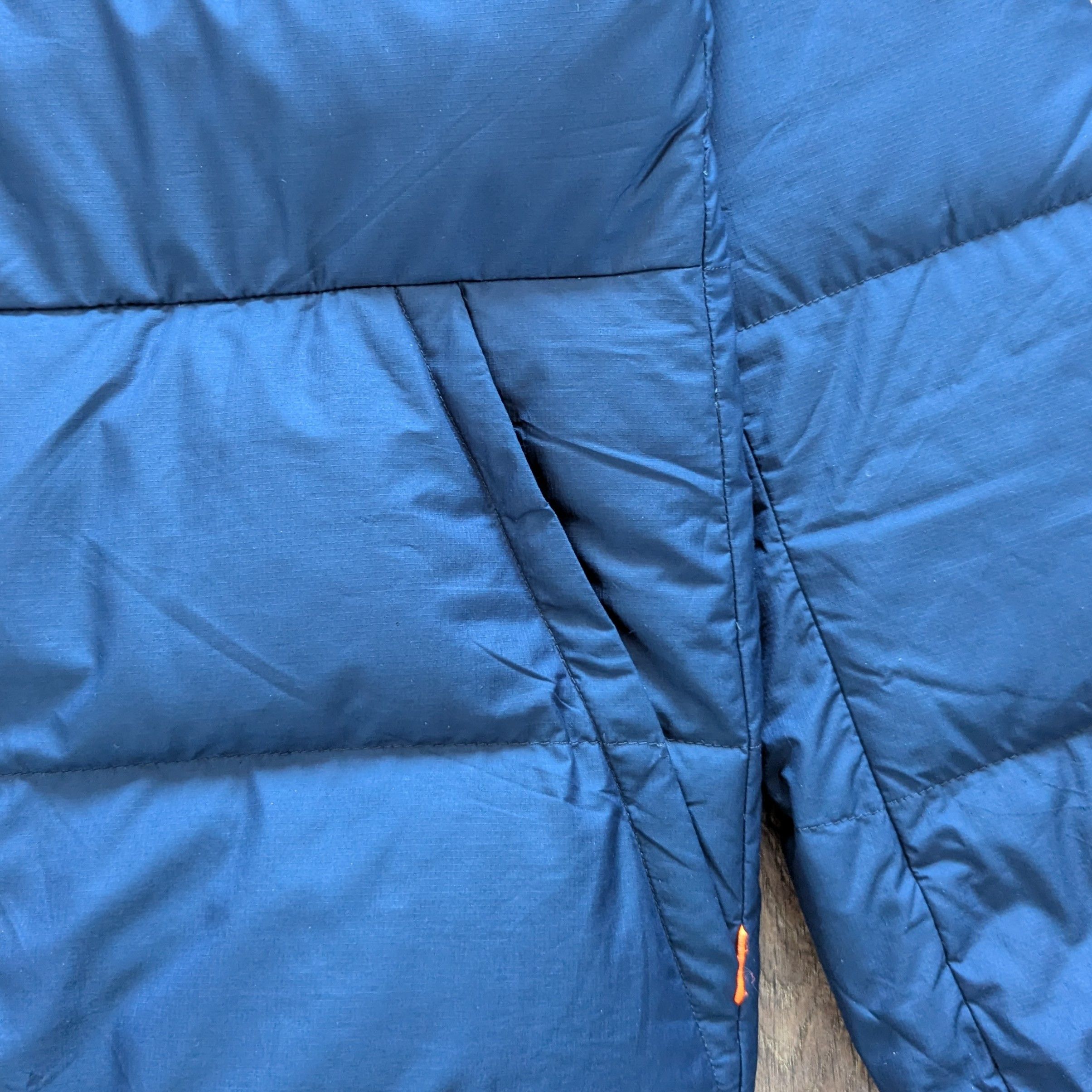 Mammut Mammut Reversible Down Jacket Size M Navy Outdoor Trekking Size US M / EU 48-50 / 2 - 6 Thumbnail