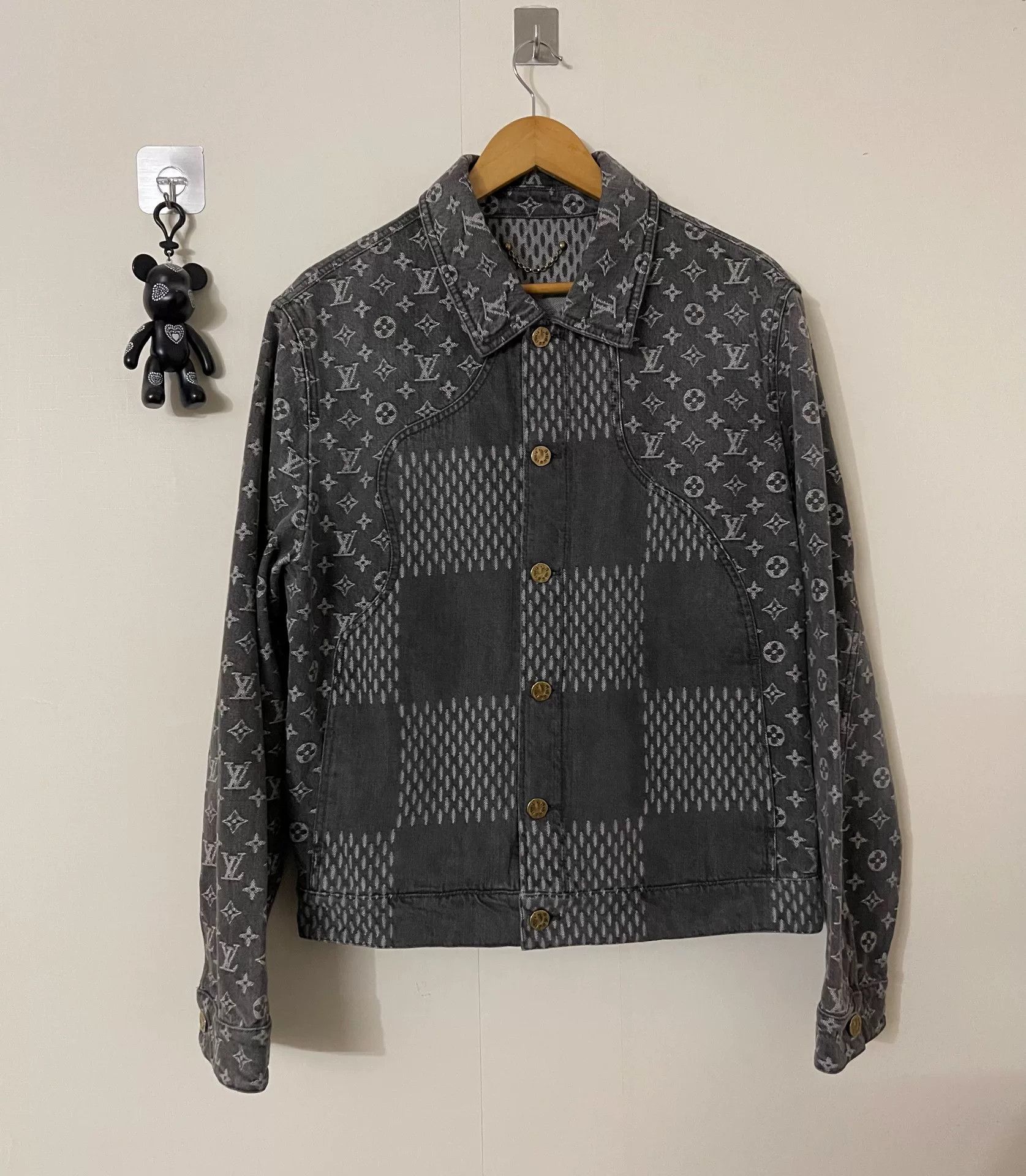 gray lvnigo jacket with unique design