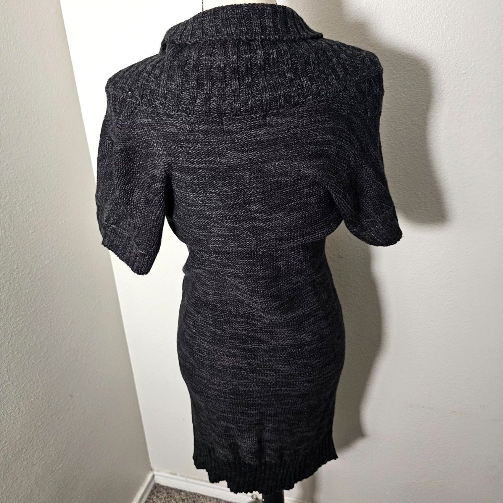 Vintage Ronni Nicole Short Sleeve V Neck Sweater Dress Size Medium Black Knit Dress Womens Size M / US 6-8 / IT 42-44 - 3 Thumbnail