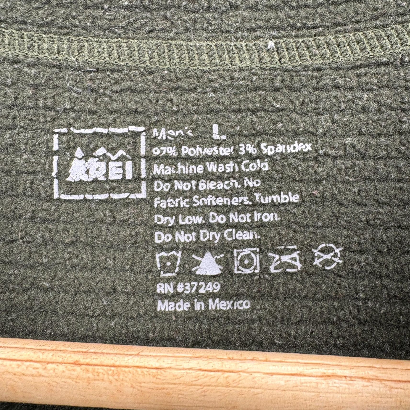 Vintage REI Pullover Mens L Green Grid Fleece 1/4 Zip Long Sleeve Hiking Trail Size US L / EU 52-54 / 3 - 4 Thumbnail