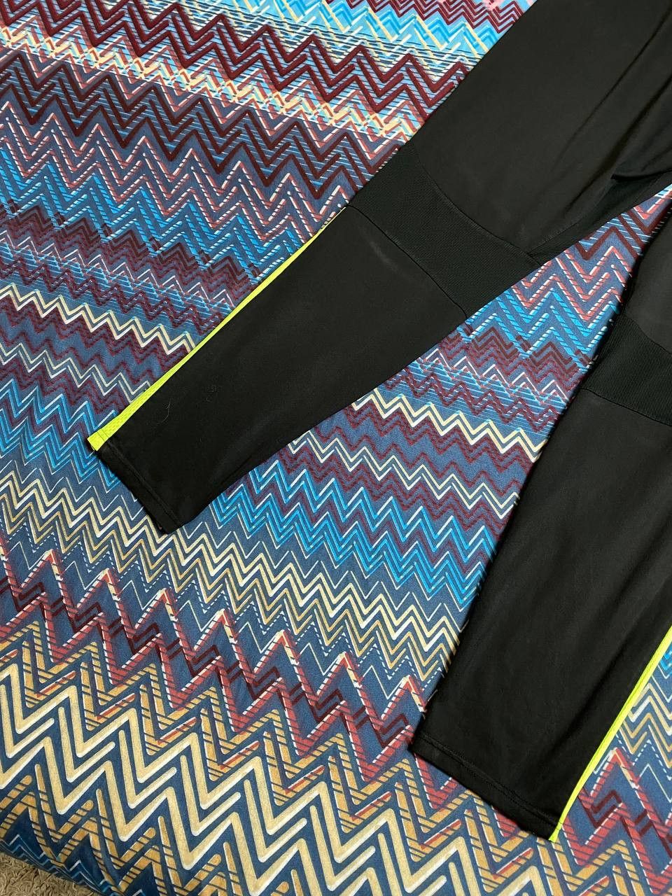 Nike 🔥Vintage Style Nike Track Pants Black 🔥 Size US 36 / EU 52 - 4 Thumbnail