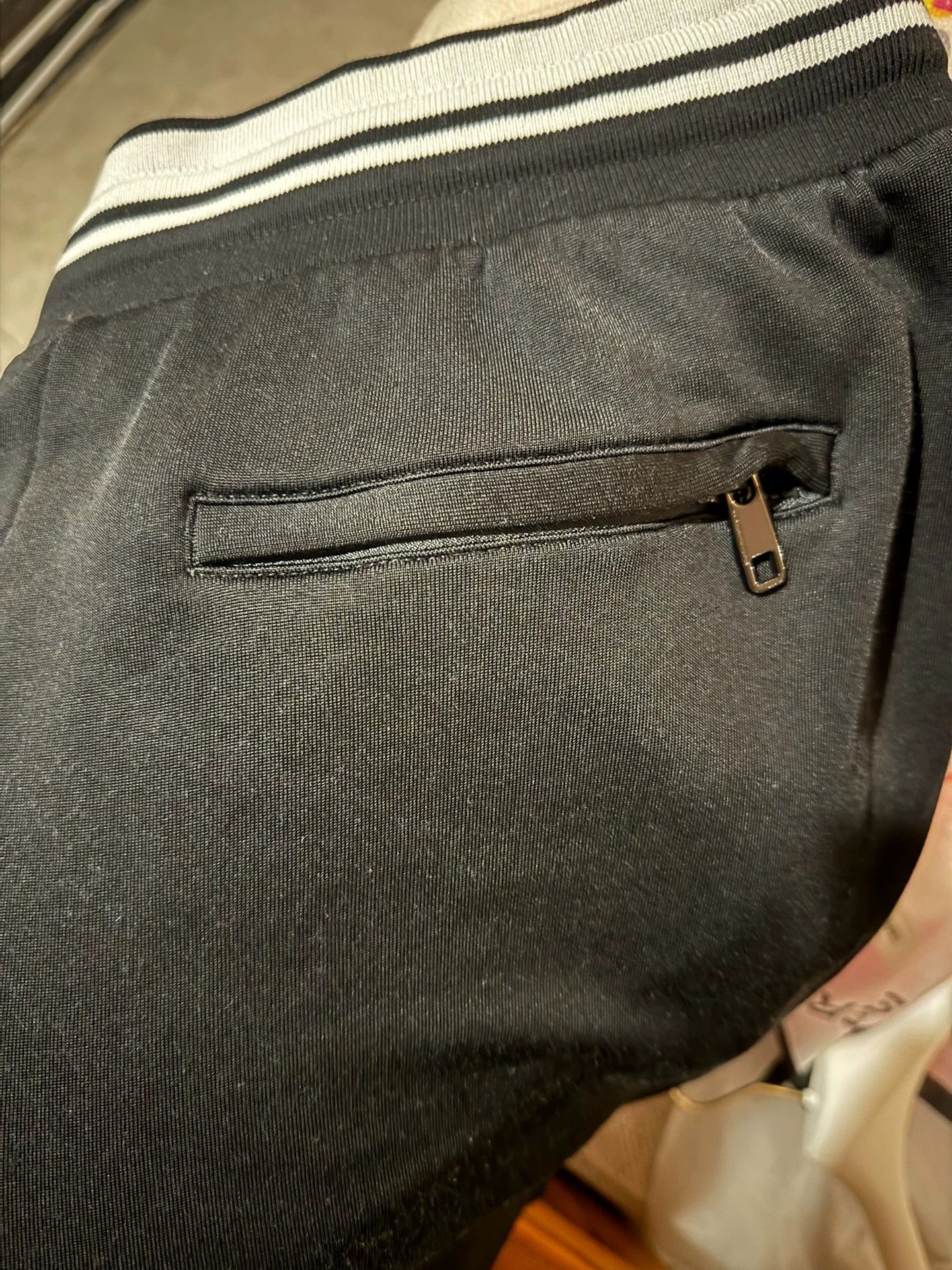 Dolce & Gabbana DG 52 Shorts Worn No Fade Stain Size US 36 / EU 52 - 9 Thumbnail