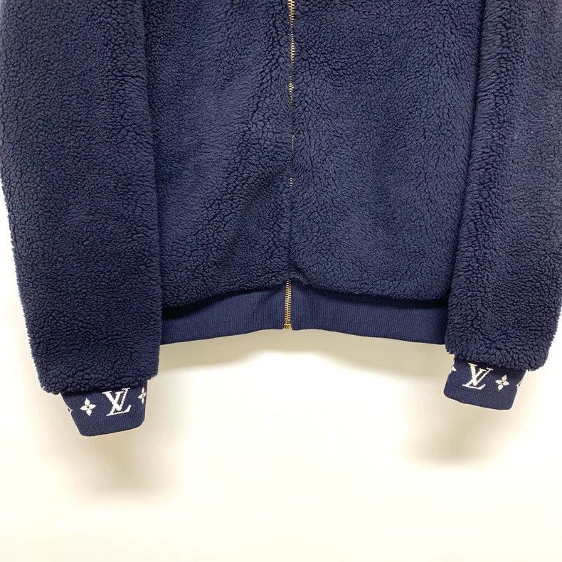 Louis Vuitton Louis Vuitton Dark blue teddy fleece jacket Size US XL / EU 56 / 4 - 4 Thumbnail