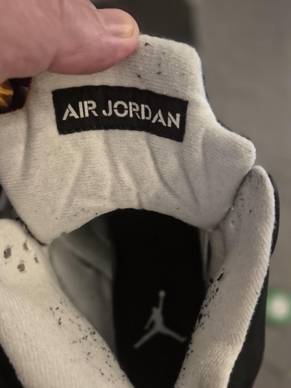 Jordan Brand Jordan 5 Retro Oreo (2013) Size 9 Men Size US 9 / EU 42 - 7 Thumbnail