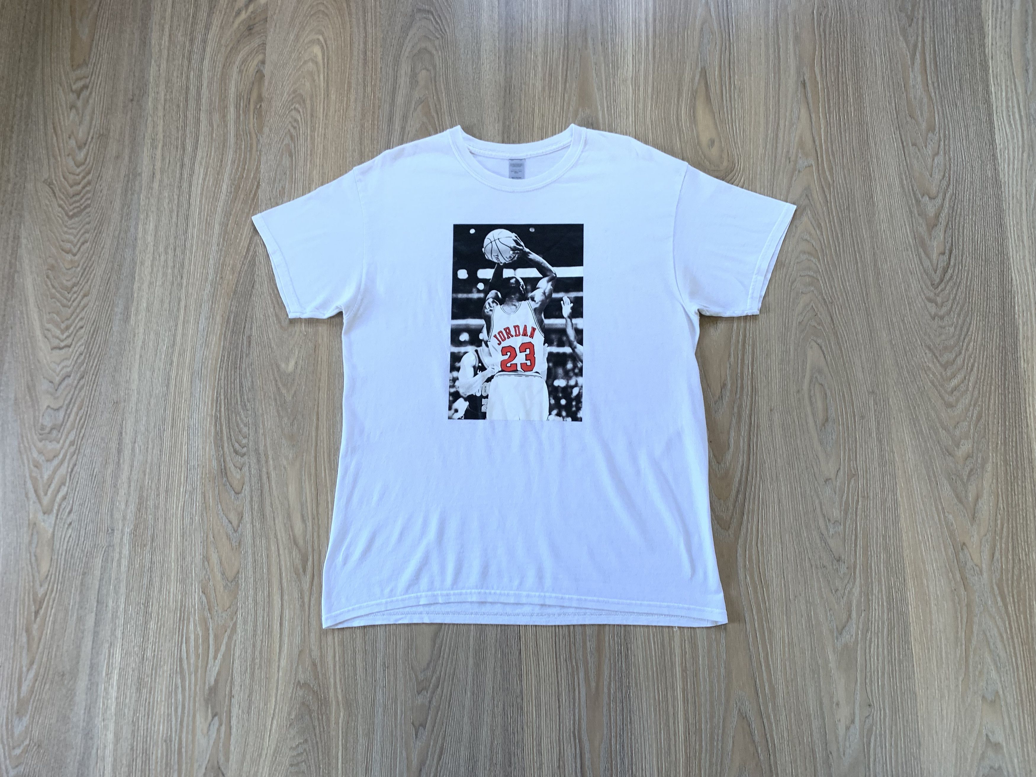 Vintage Michael Jordan Chicago Bulls Big Print T-Shirt