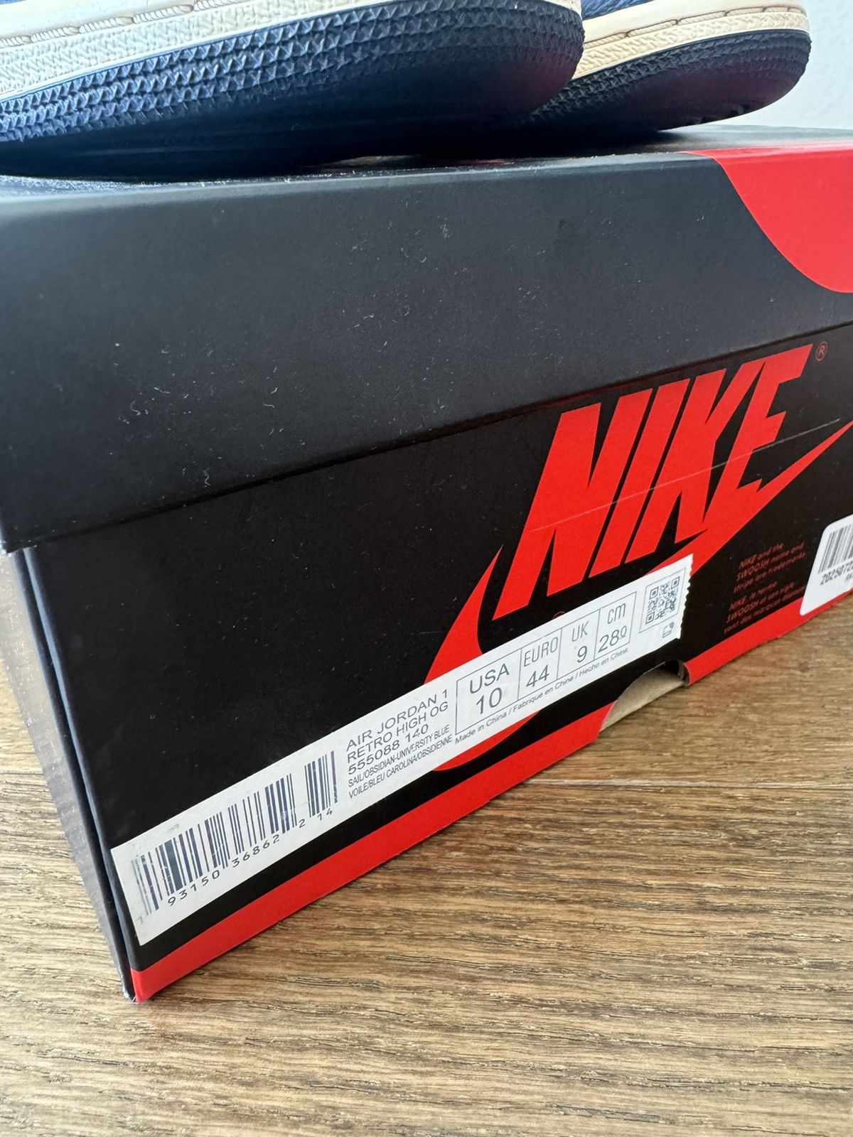 Jordan Brand Jordan 1 High Retro Obsidian Size US 10 / EU 43 - 4 Thumbnail