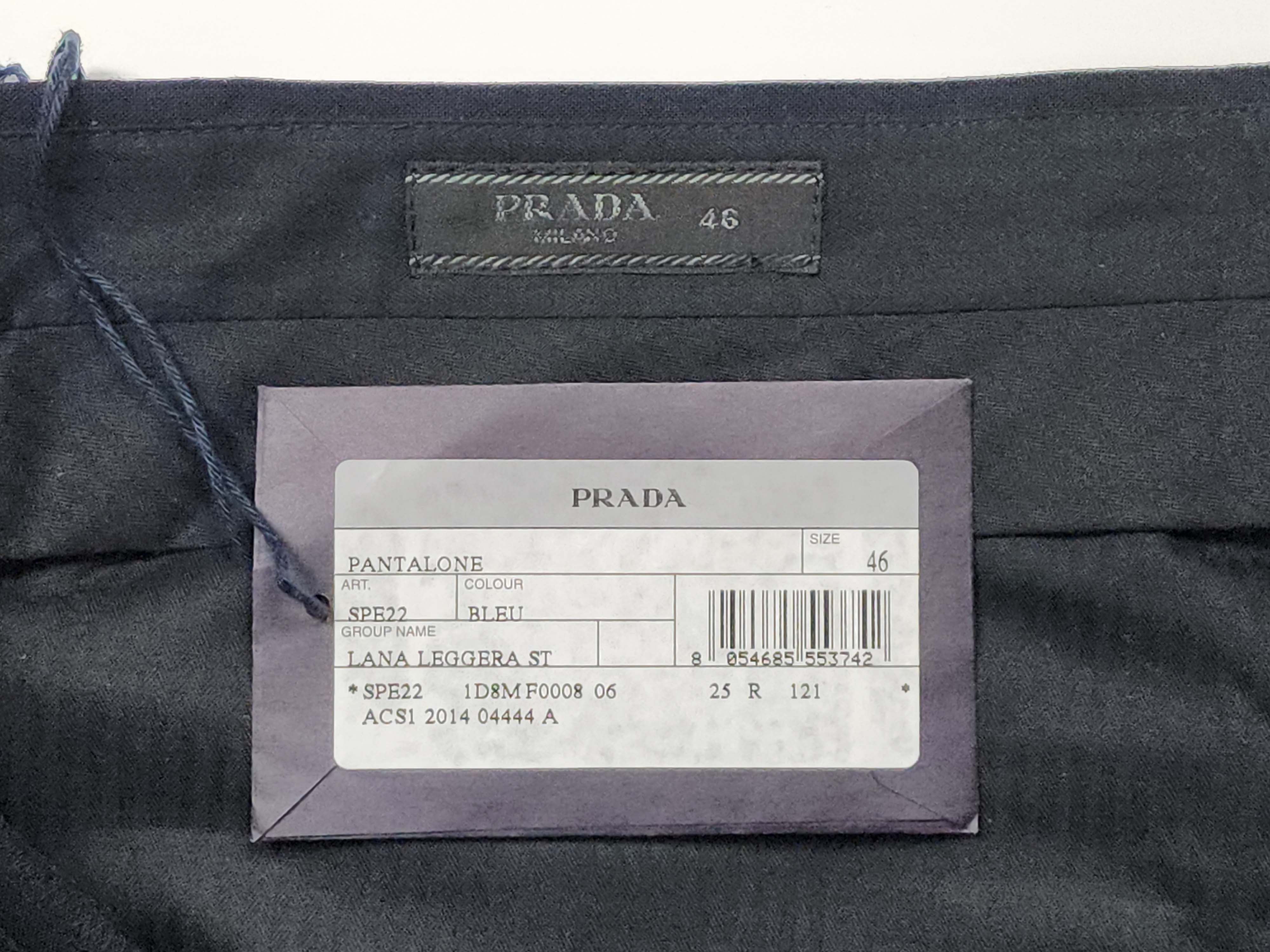 Prada Navy Virgin Wool Shorts IT46/US32 Size US 30 / EU 46 - 7 Thumbnail
