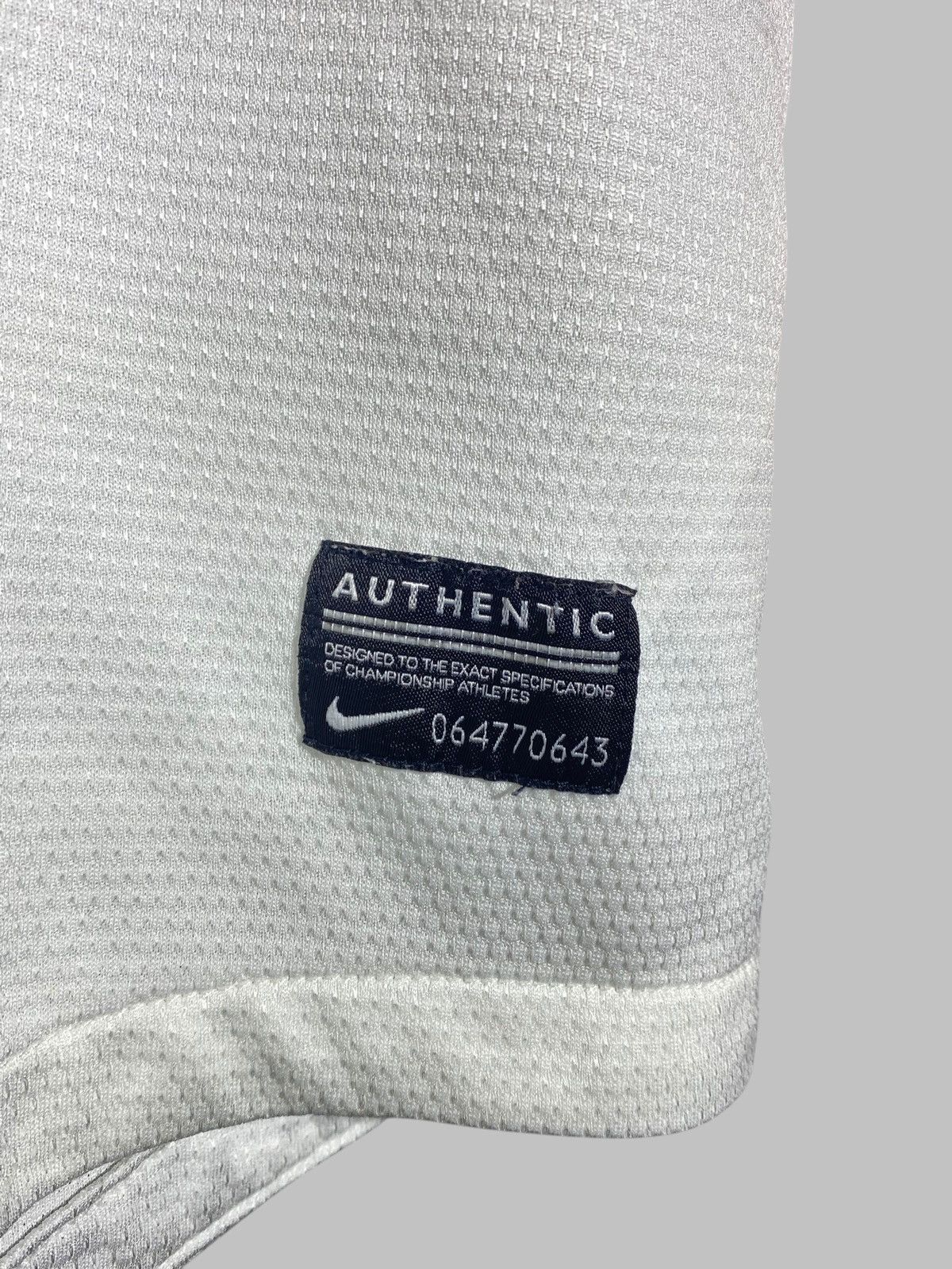 Nike Nike Manchester United 2012/13 Away Football Shirt Size US M / EU 48-50 / 2 - 12 Thumbnail