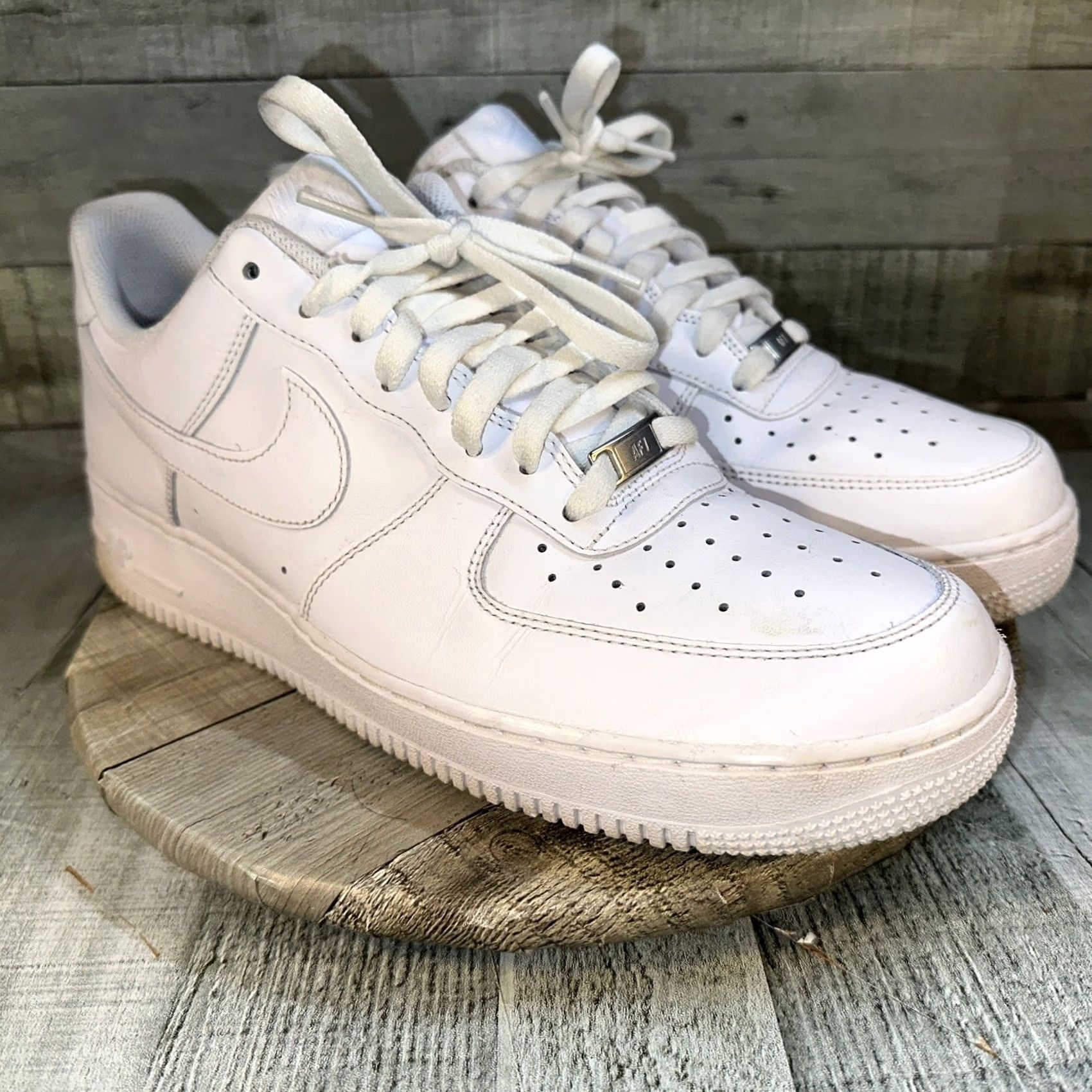 Nike Nike Air Force 1 Low Top Sneakers Mens 11.5 Triple White CW2288-111 Leather Rubber Breathable Cushioned Comfort Casual Activewear 2022 2020 Vintage No Size US L / EU 52-54 / 3 - 2 Thumbnail