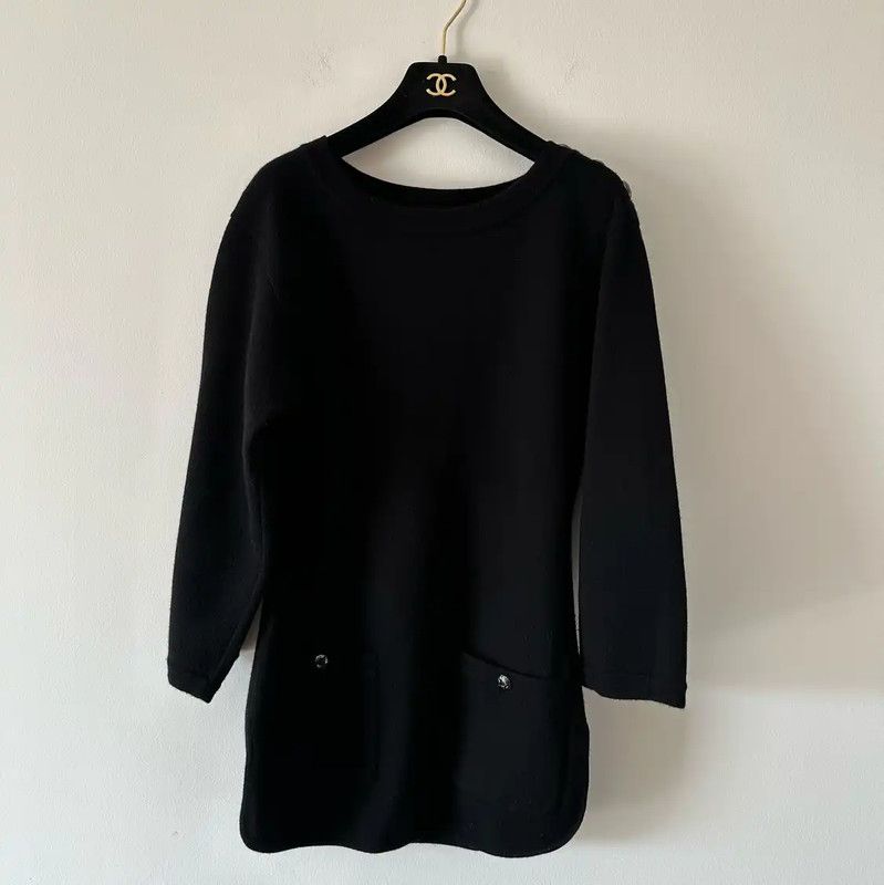 Chanel Chanel Black Wool Dress for Women 0089 Size XS / US 0-2 / IT 36-38 - 1 Thumbnail