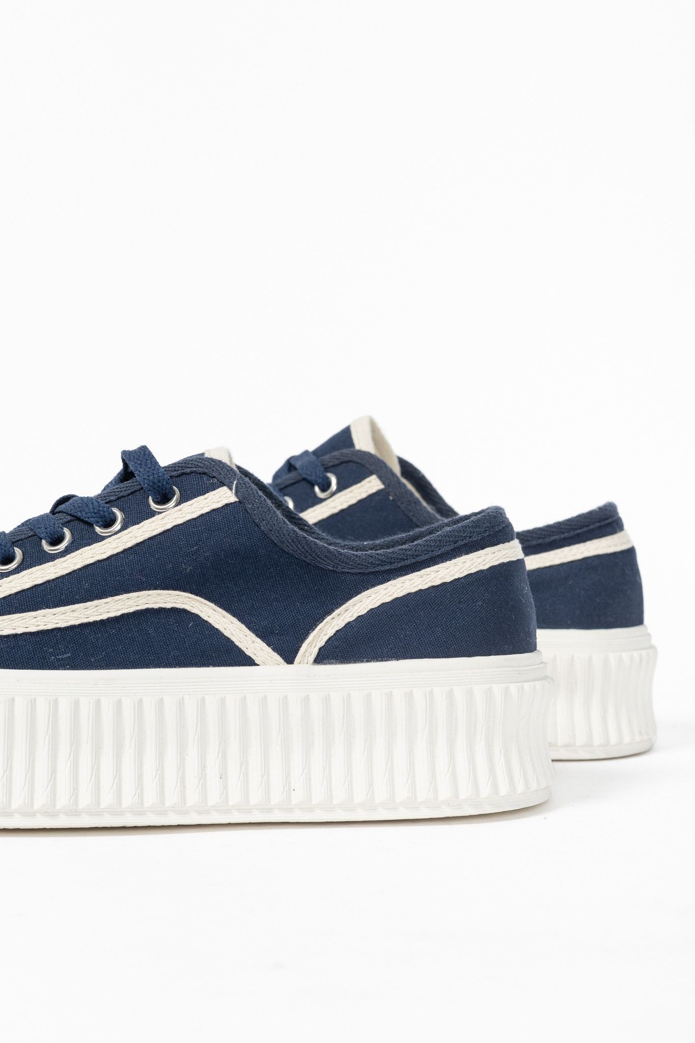 DOROTHEE SCHUMACHER Dorothee Schumacher Cool Canvas Lace-Up Platform Sneakers Size US 10.5 / IT 40.5 - 8 Thumbnail