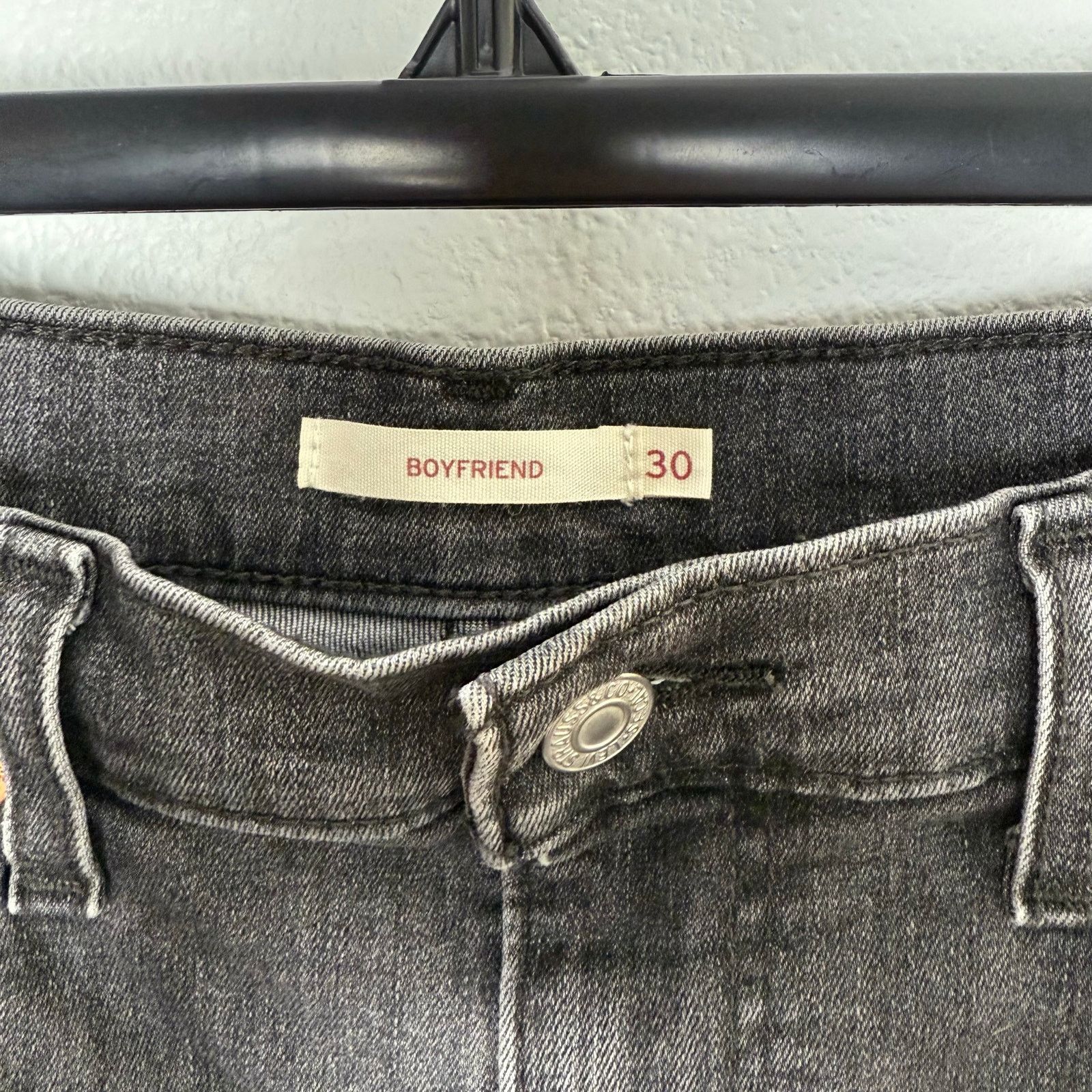 Levi's Levis Cut off Shorts, Black Denim, Sz 30 Size 30" / US 8 / IT 44 - 3 Thumbnail