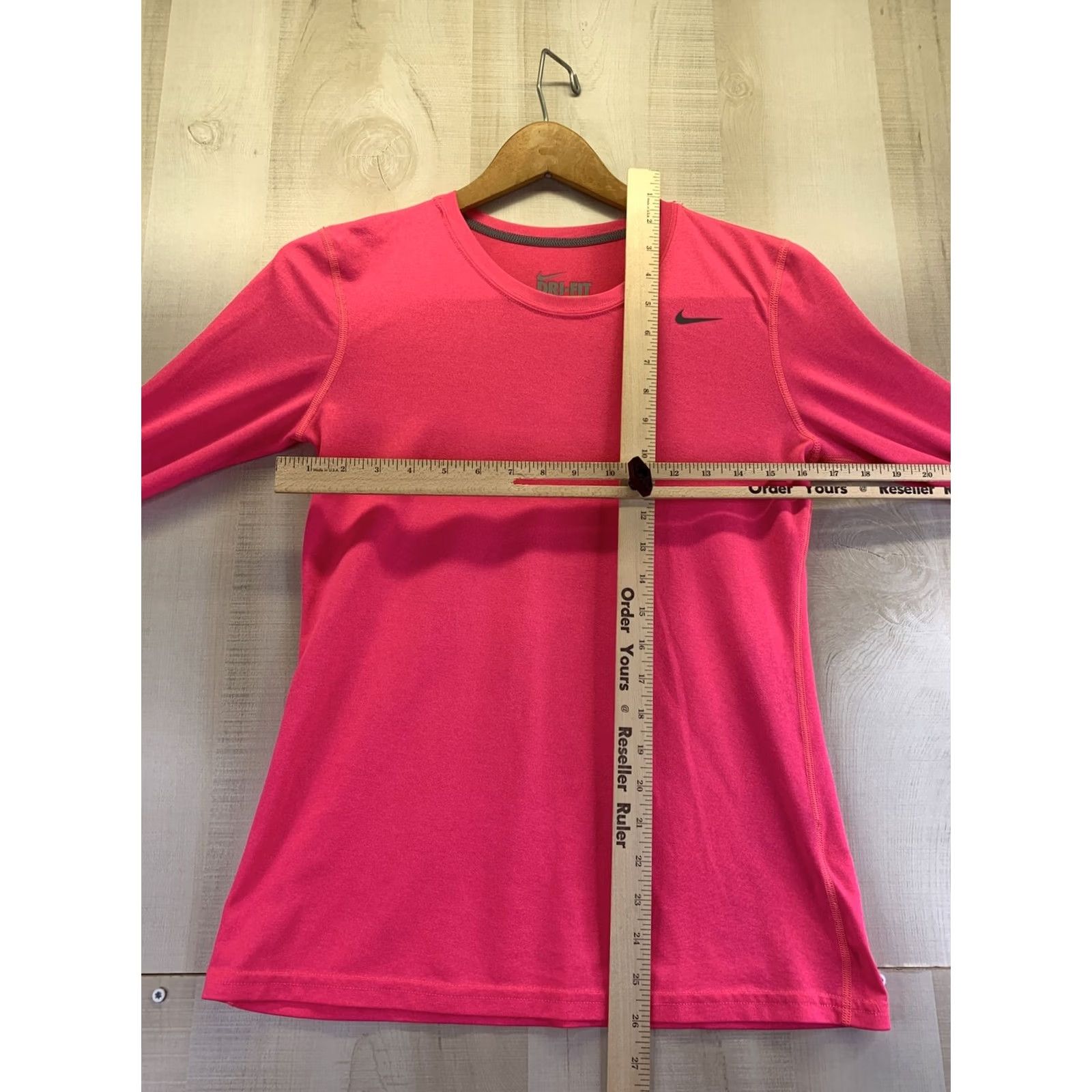 Nike Nike Dri-Fit Womens Regular Fit Hot Pink Running Long Sleeve Top Sz Small-6037 Size S / US 4 / IT 40 - 2 Thumbnail
