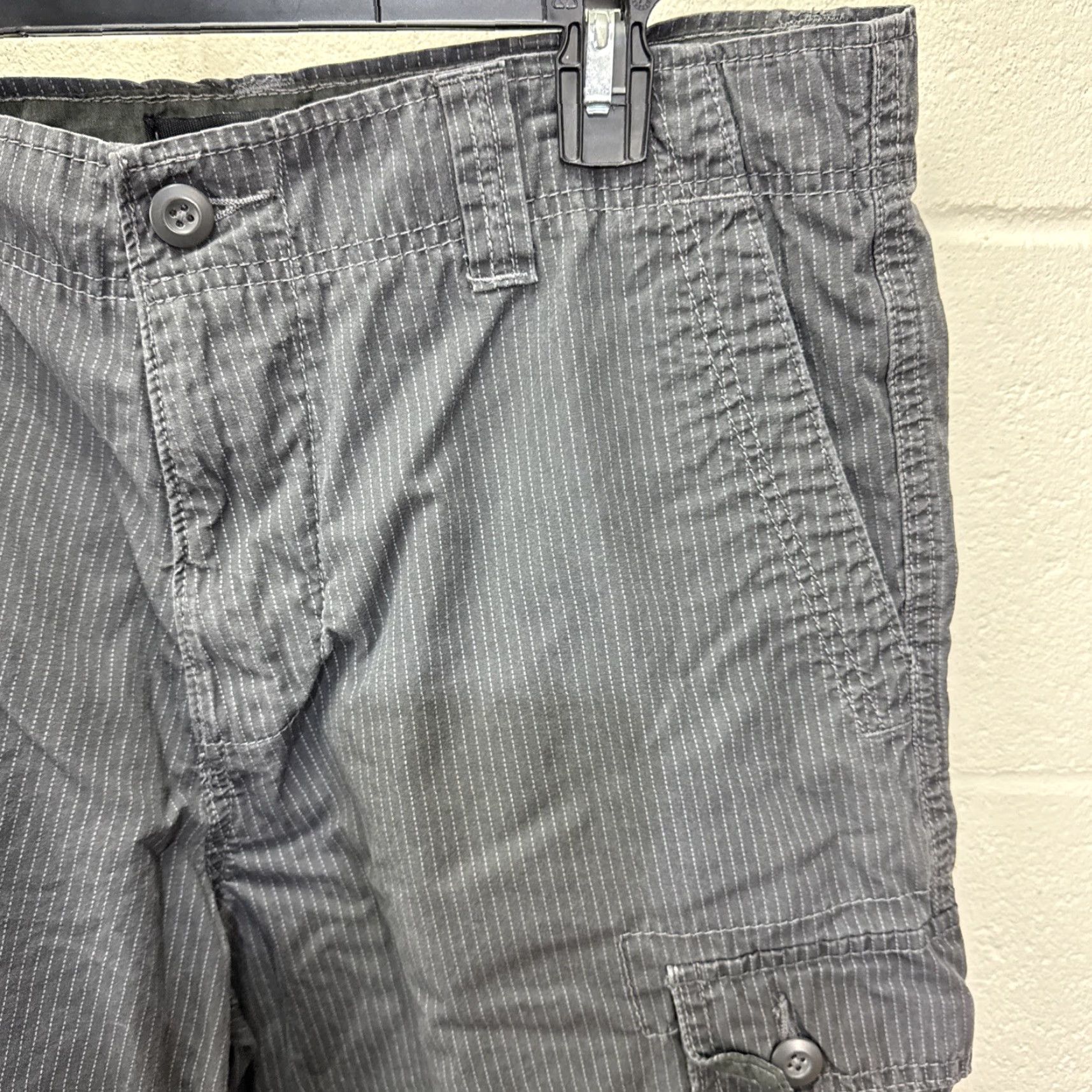 Ocean Pacific VINTAGE Ocean Pacific Cargo Shorts Men 34 Casual Baggy Gray Pinstripe Shorts Mens 90s Utility Outdoor Retro Size US 34 / EU 50 - 5 Thumbnail