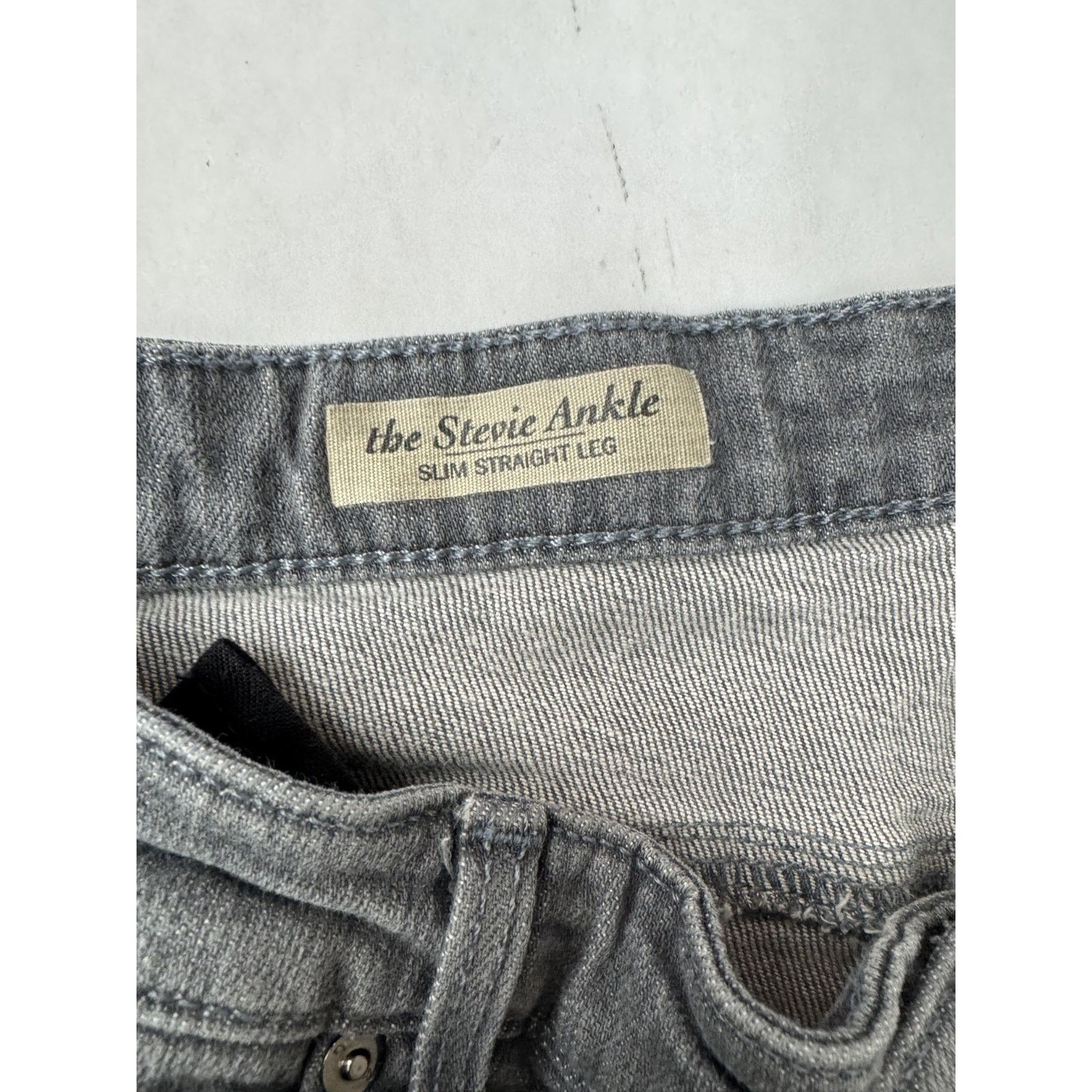 AG Adriano Goldschmied AG Adriano Goldschmied The Stevie Ankle Jeans Gray 32R Size 32" / US 10 / IT 46 - 7 Thumbnail