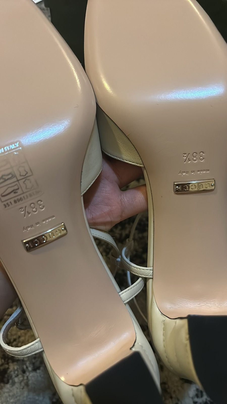 Gucci Gucci Petite GG Slingback Pump size 38.5 Size US 8.5 / IT 38.5 - 8 Thumbnail
