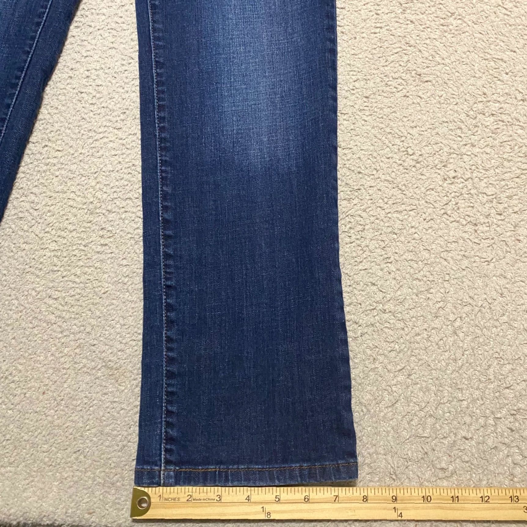 Levi's Levi's 505 Jeans Blue Denim Dark Wash Straight Leg Mid Rise Womens Size 32 Inseam 30 Regular Size 38" / US 16 / IT 52 - 5 Thumbnail