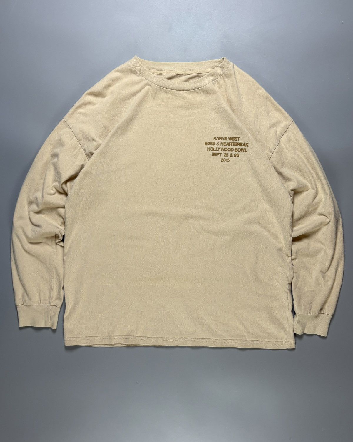Kanye West × Vintage × Yeezy Kanye West 808s & Heartbreak Hollywood Bowl Longsleeve 2015 Size US L / EU 52-54 / 3 - 3 Thumbnail
