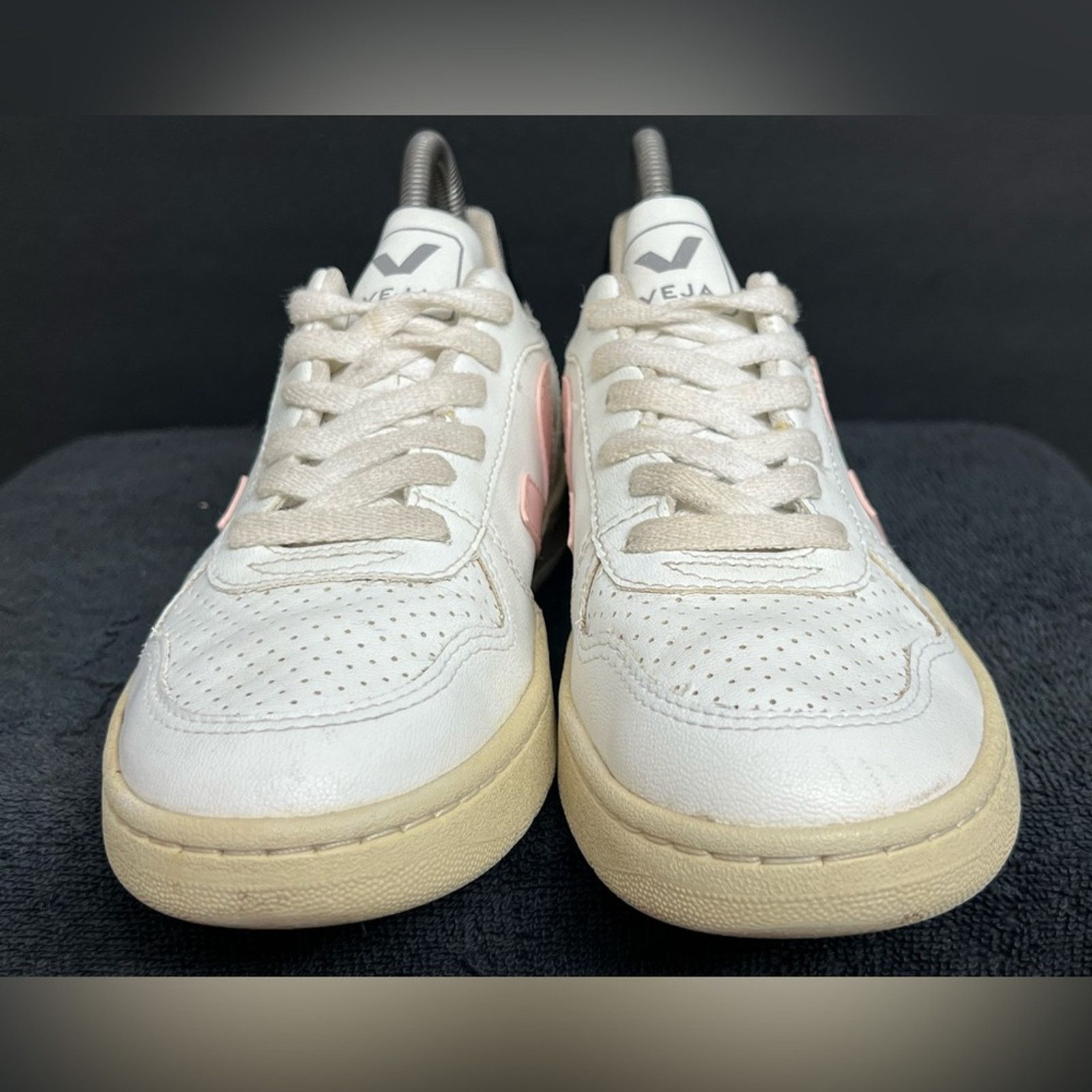 Veja VEJA Women’s V-10 CWL WHITE PETALE Shoes Size 6 RETAIL $120 Size US 6 / IT 36 - 5 Thumbnail