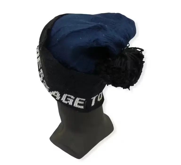 Disney × Mickey Mouse Vintage Mickey Mouse Cartoon Beanie Hat Size ONE SIZE - 4 Thumbnail