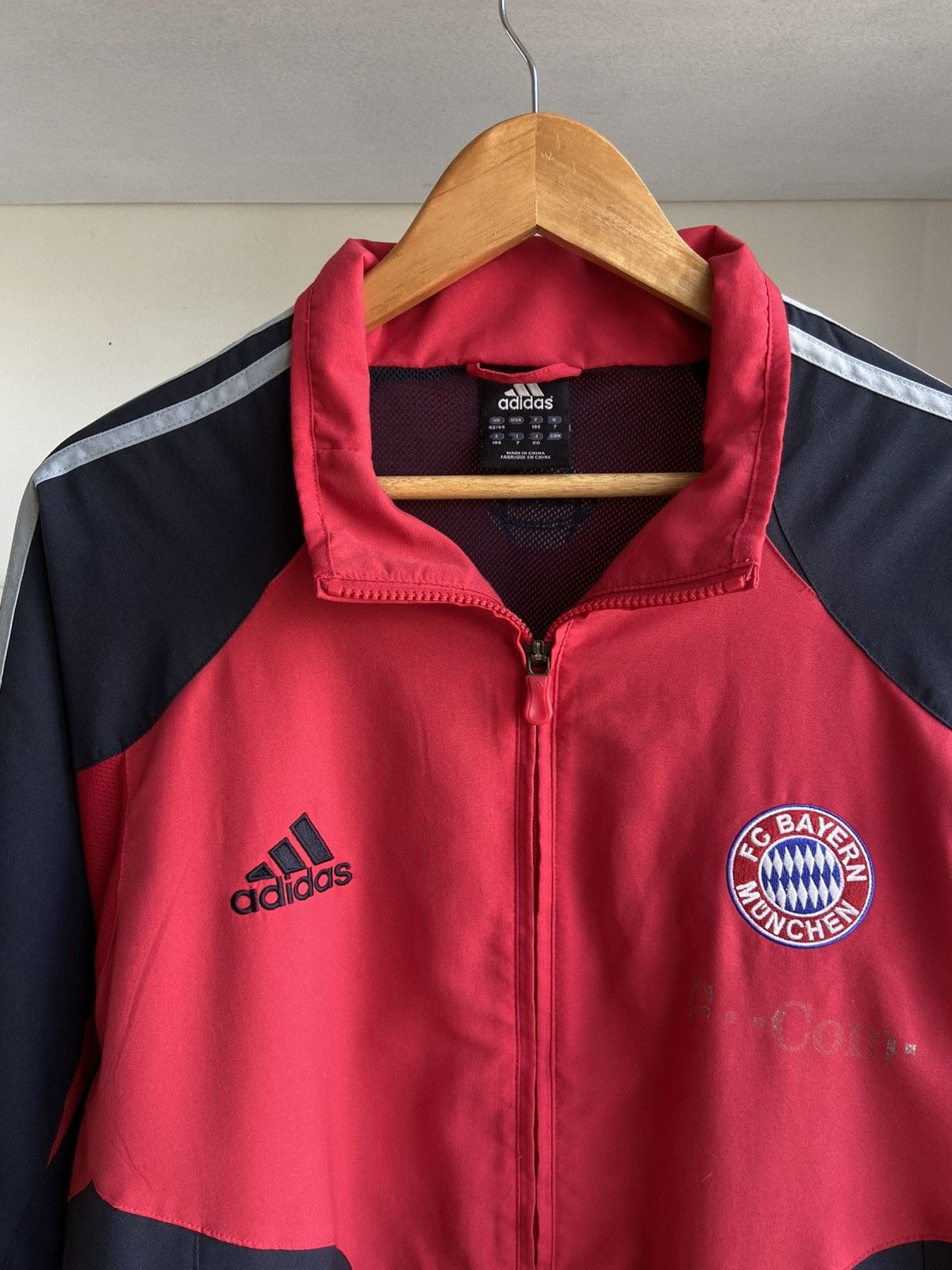 Adidas Vintage Adidas Bayern Munich Football Track Jacket 00s Size US L / EU 52-54 / 3 - 5 Thumbnail
