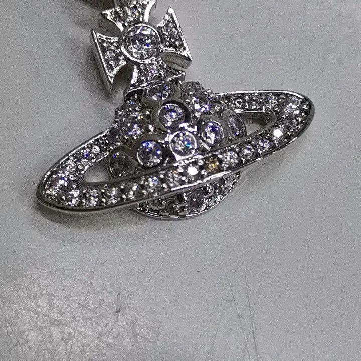 Vivienne Westwood Vivienne Westwood Silver Crystal Safety Pin Necklace Size ONE SIZE - 5 Thumbnail