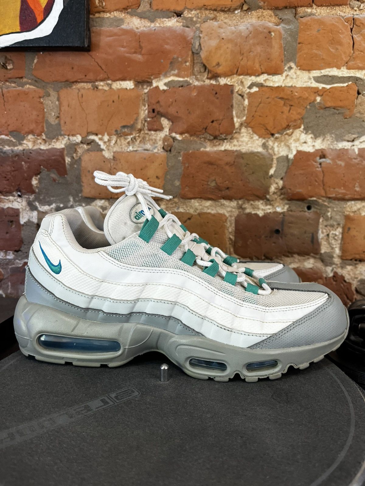 Nike Nike Air Max 95 Essential Clear Emerald 2018 Size US 10 / EU 43 - 2 Thumbnail