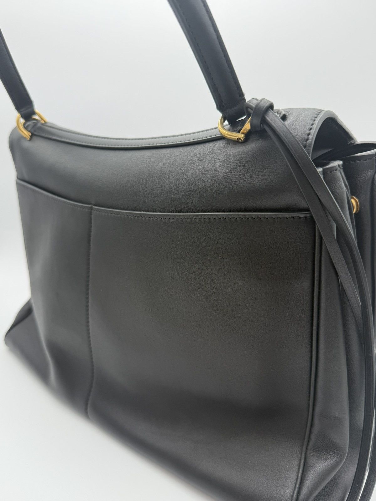 Balenciaga Balenciaga Rodeo Shoulder Bag Leather Medium $4590 Size ONE SIZE - 5 Thumbnail