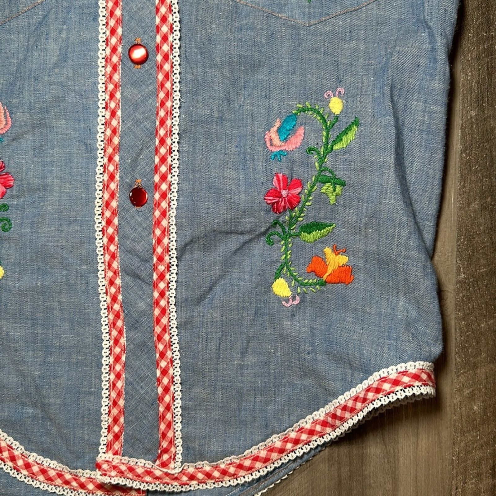Towncraft Towncraft Vintage Hand Embroidered Button Down - See Sizing Size XS / US 0-2 / IT 36-38 - 5 Thumbnail