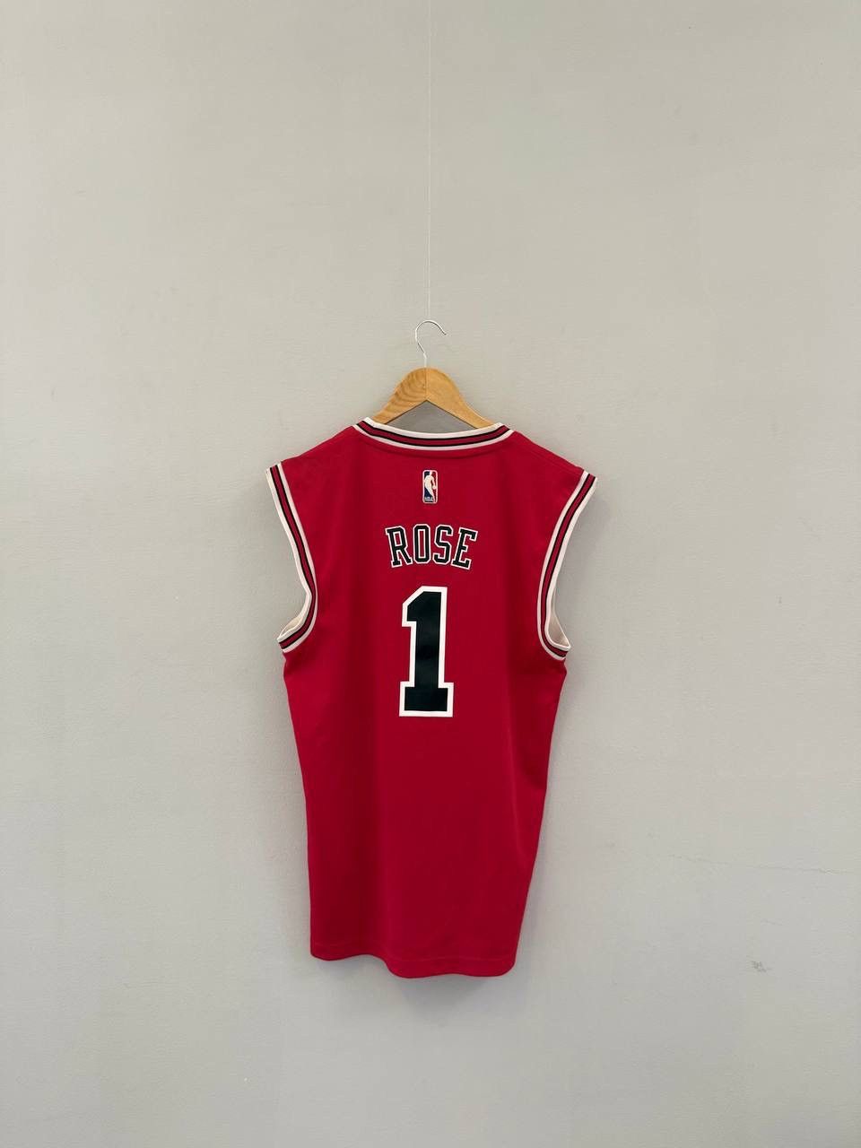 NBA Chicago Bulls #1 Derrick Rose Jersey Red Size US M / EU 48-50 / 2 - 9 Thumbnail