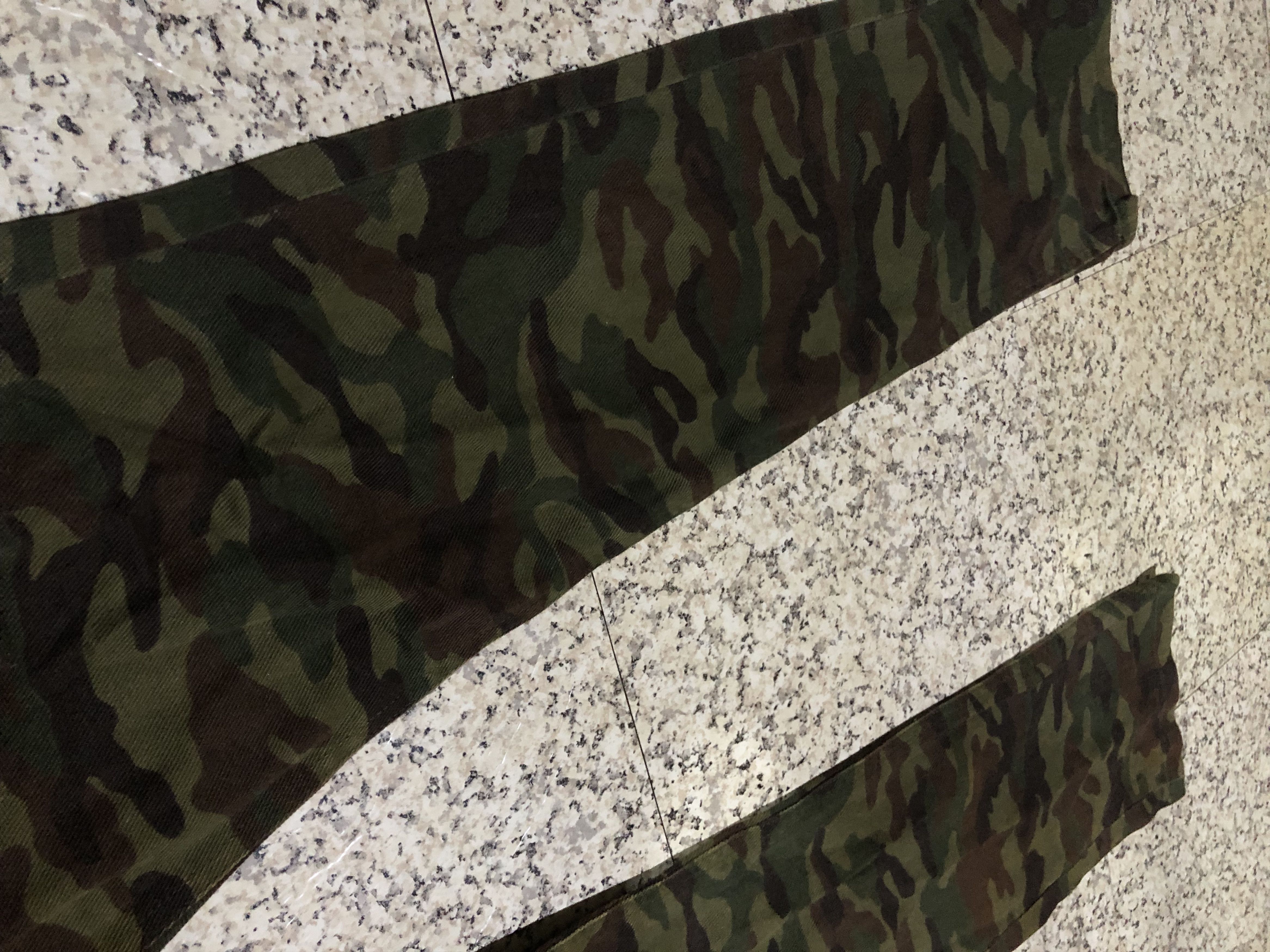 Japanese Brand Vintage Y2K SUPER LOVERS TOKYO "NEW WAVE" Camouflage Jeans Size 29" - 10 Thumbnail