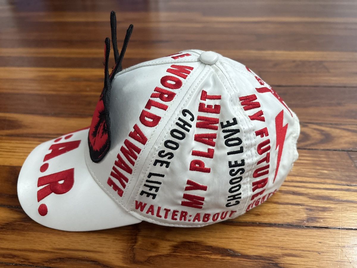 Walter Van Beirendonck Walter Van Beirendonck W&LT WAR peace hat Size ONE SIZE - 2 Thumbnail