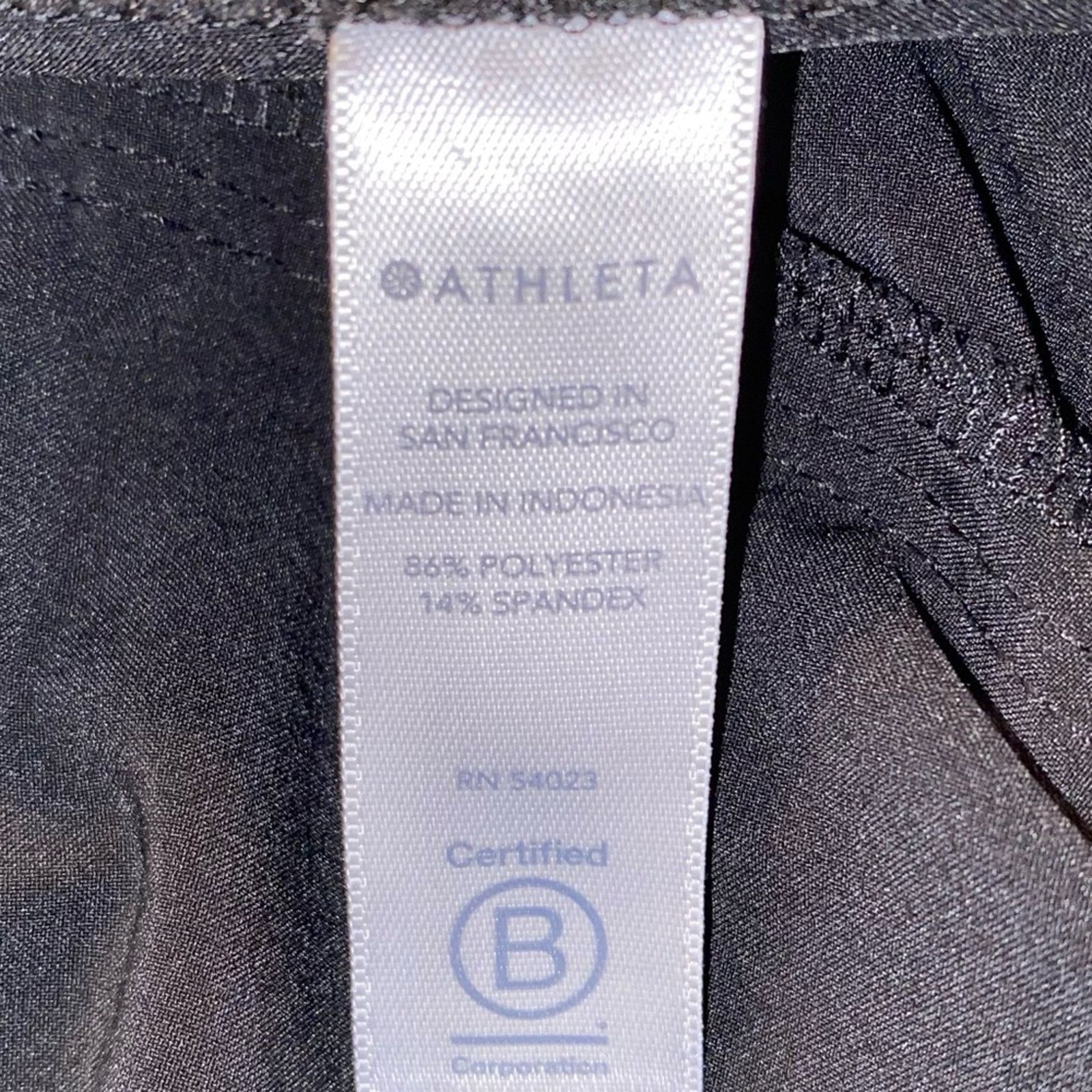 Athleta ATHLETA $98 Chelsea Utility Cargo Jogger Black Sz 4 EUC Size 27" / US 4 / IT 40 - 16 Thumbnail