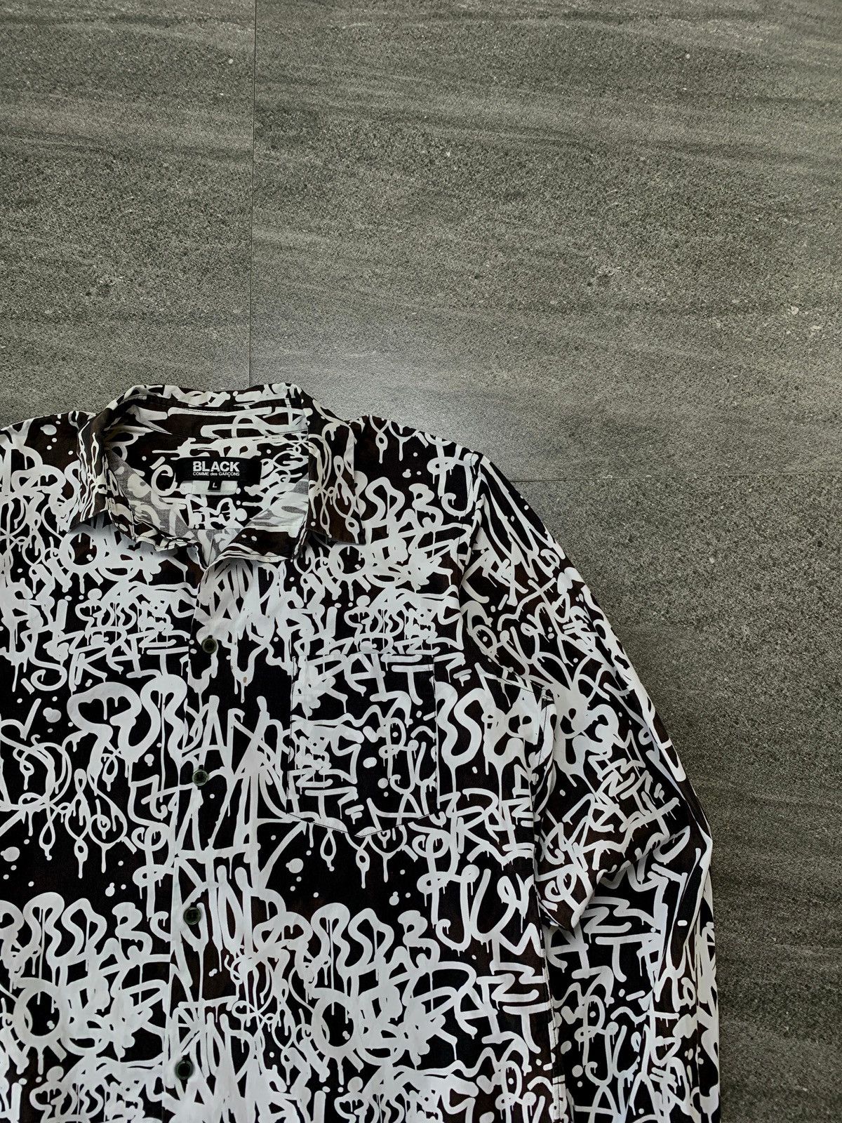 Comme des Garcons Black FREE TAX! Graffiti Printed Shirt - Medium Size US M / EU 48-50 / 2 - 3 Thumbnail