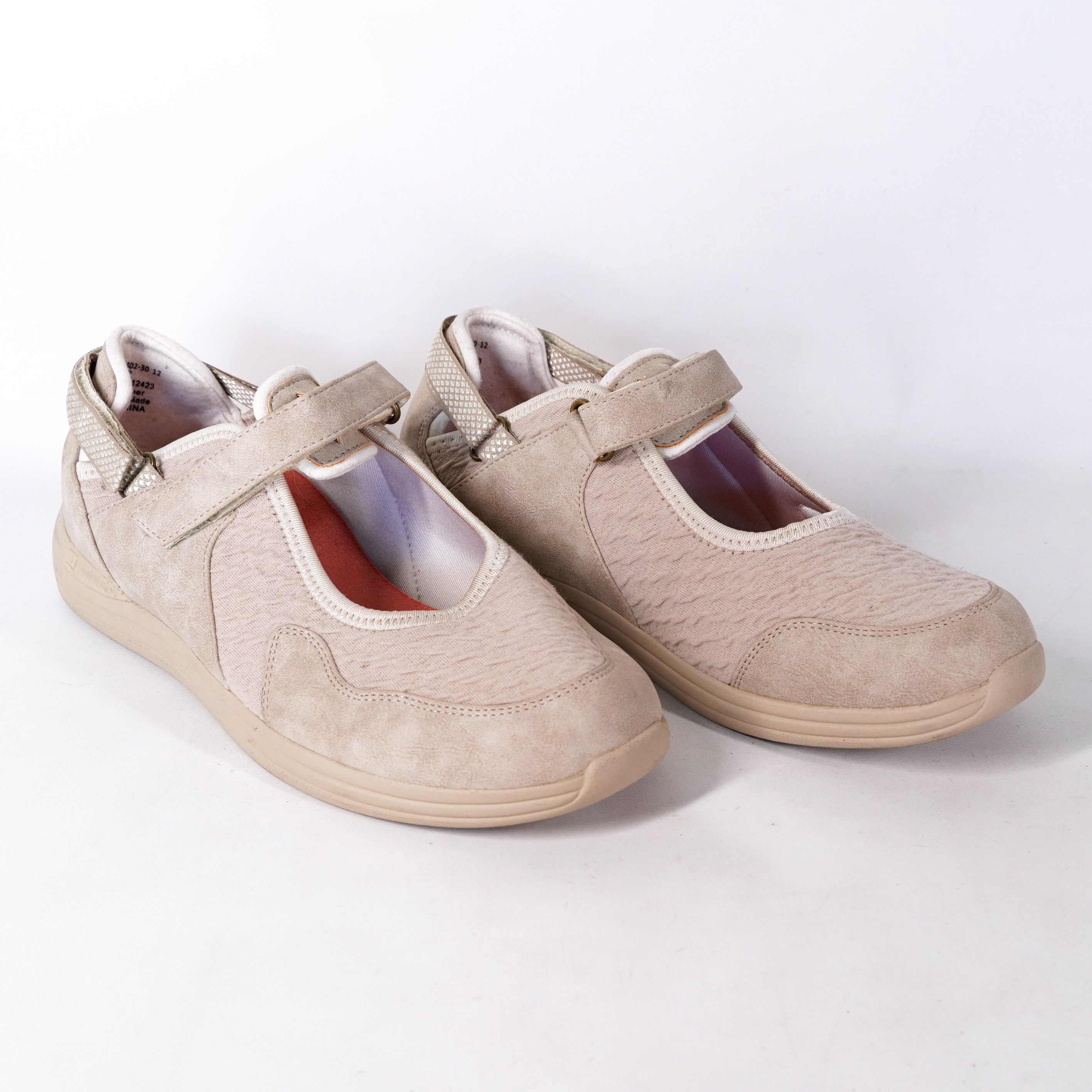 image of Drew Buttercup Sand Mesh Combo Diabetic Shoes Women 8 in Tan