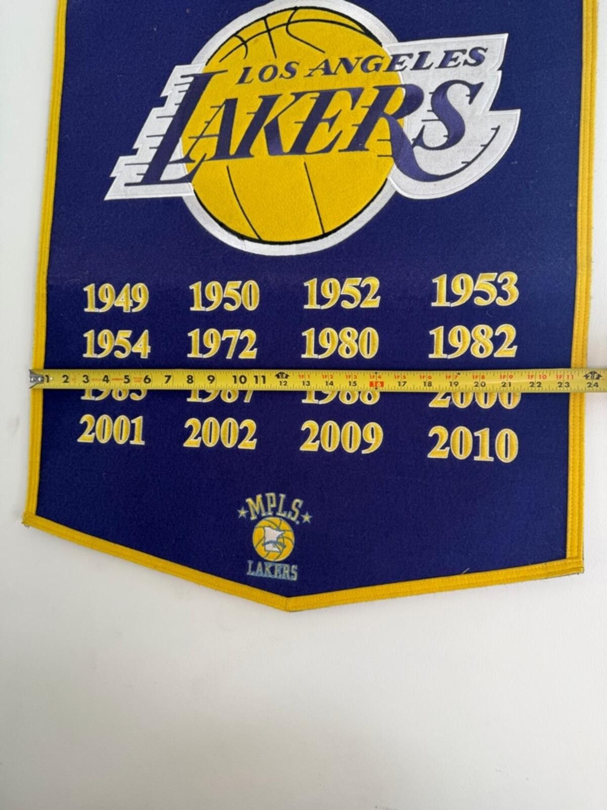 NBA NBA / LA Lakers Banner / Champions Wall Decor Vintage Size ONE SIZE - 5 Thumbnail
