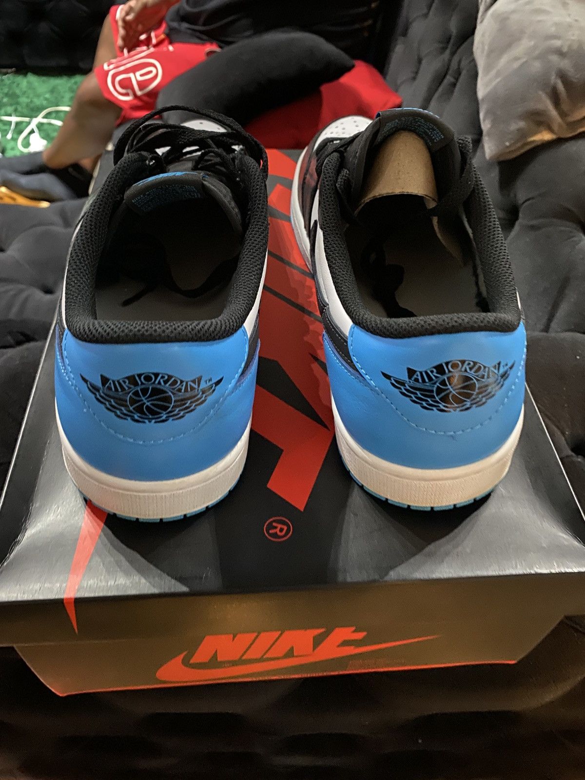 Nike Air Jordan 1 Retro Low Blue UNC SZ 11.5 CZ0790-104 Used Size US 11.5 / EU 44-45 - 4 Thumbnail