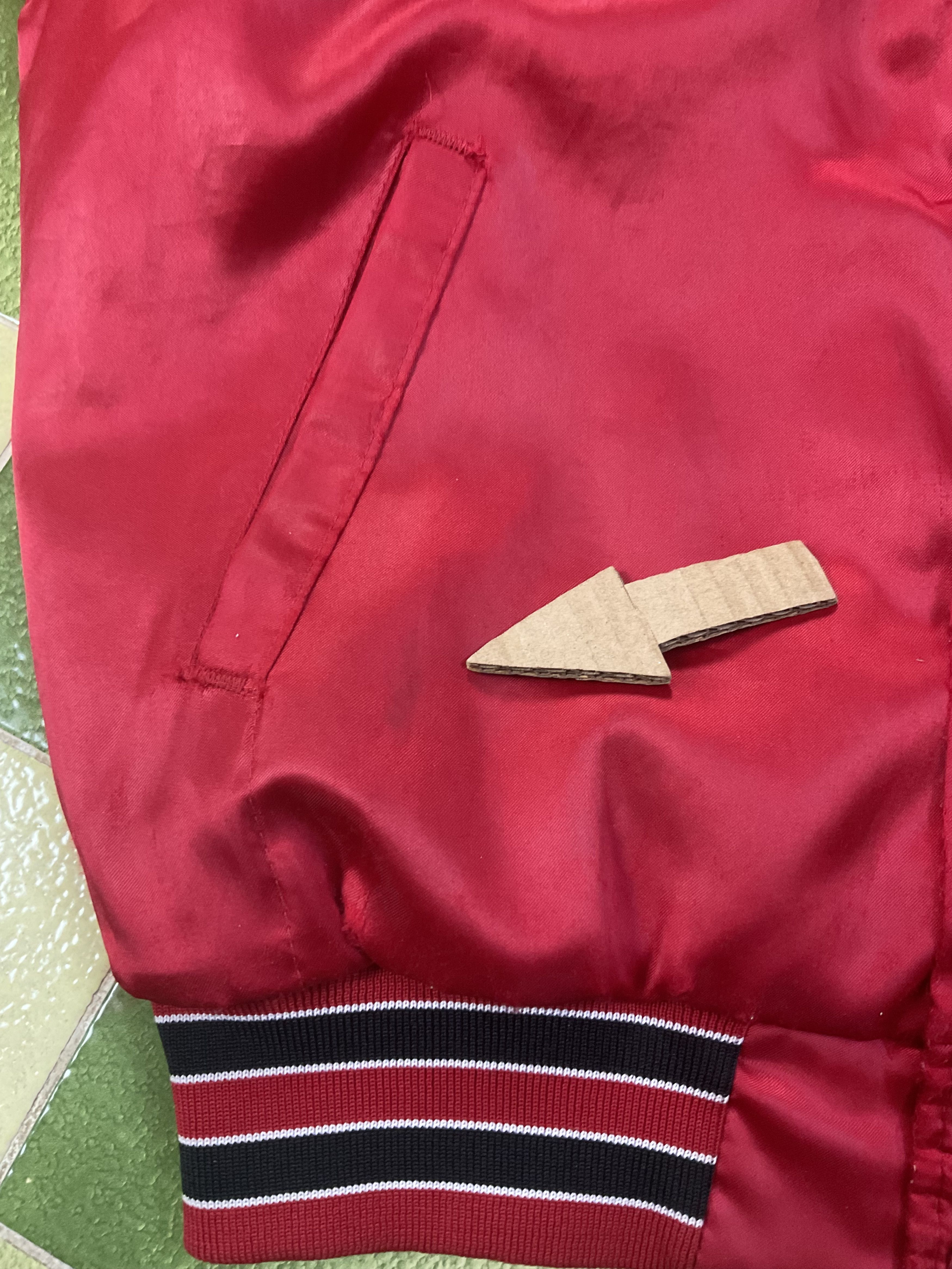 NBA Vintage 90s Swingster NBA Chicago Bulls Satin Bomber Jacket Size US M / EU 48-50 / 2 - 12 Thumbnail