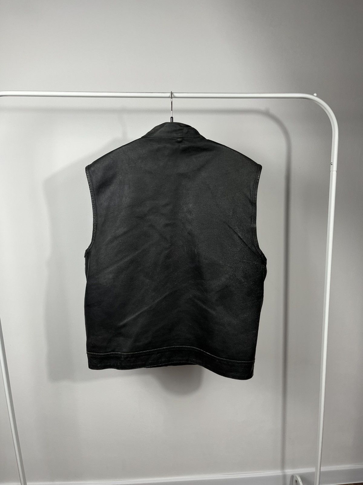Leather Black Leather Biker Vest Snap Front Sleeveless Mens XL Size US XL / EU 56 / 4 - 12 Thumbnail