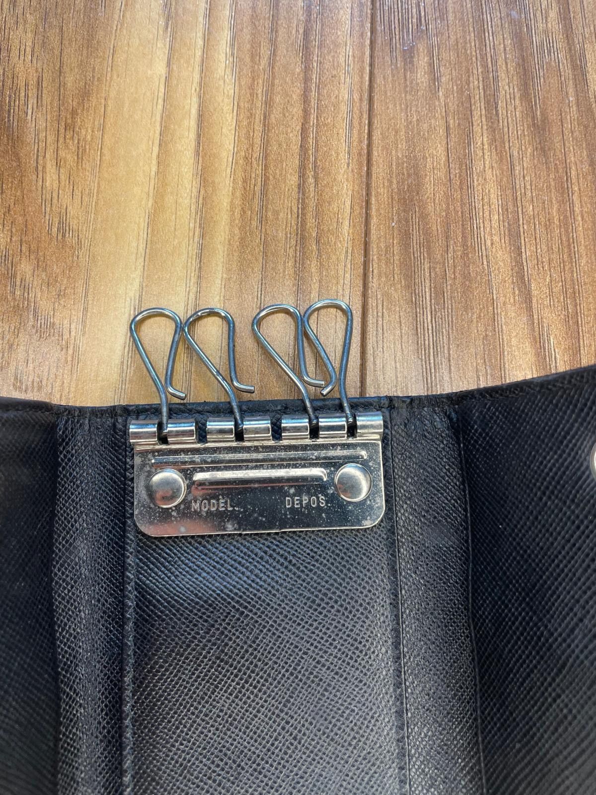 Prada Vintage Prada Leather Key Holder Wallet Size ONE SIZE - 5 Thumbnail