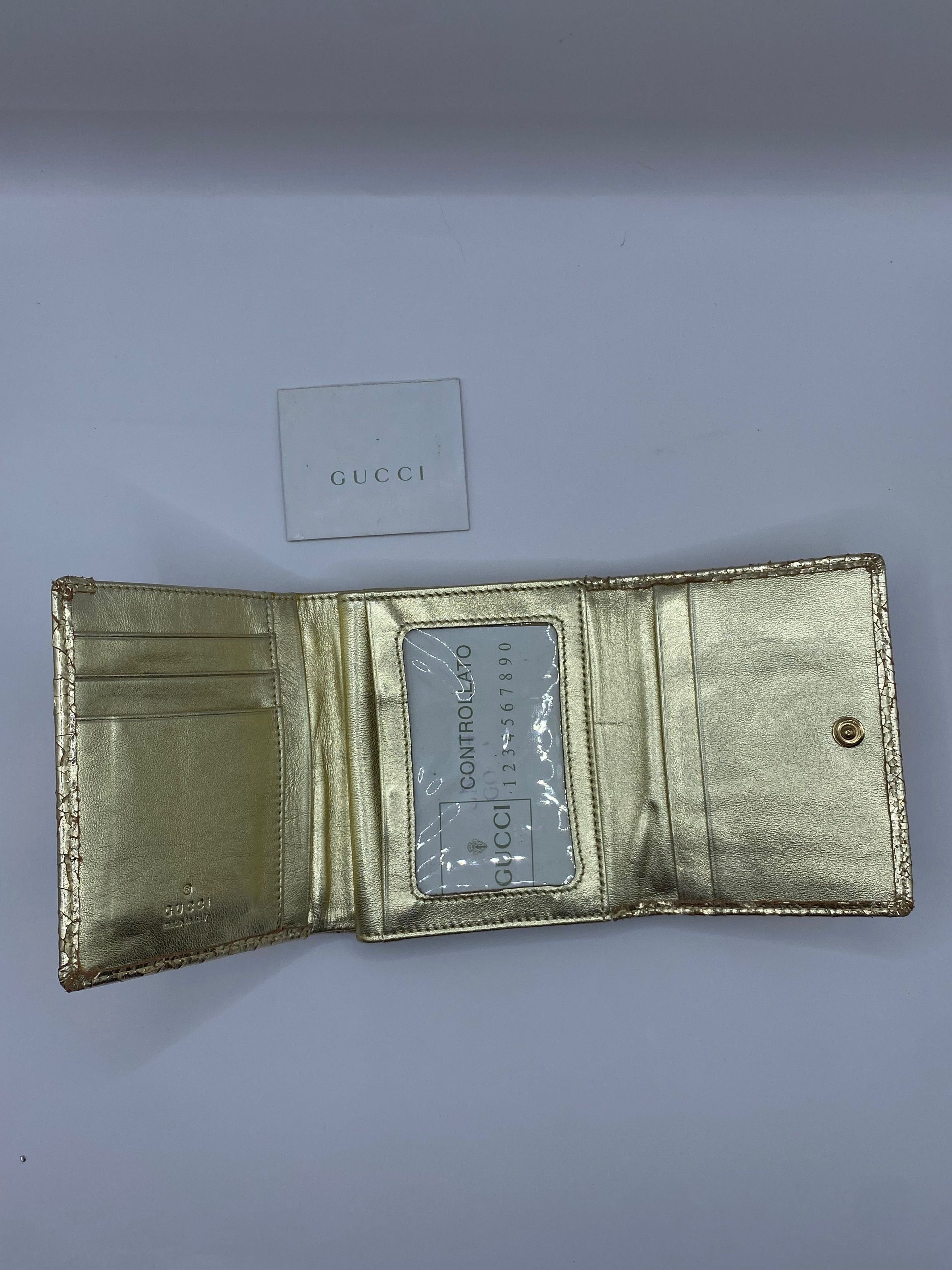 Gucci Gucci Cracked Leather Gold Wallet Size ONE SIZE - 3 Thumbnail