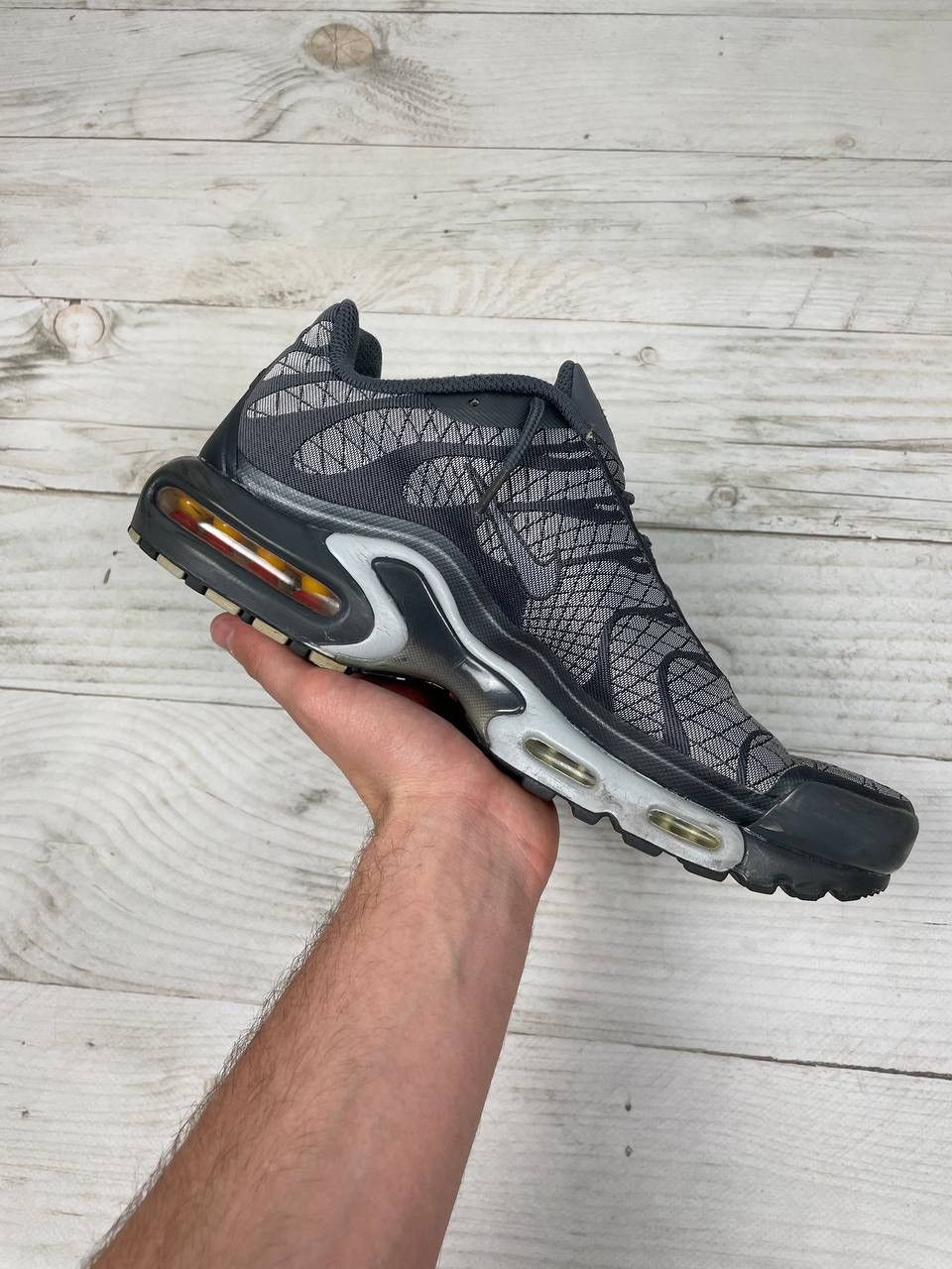 Nike Nike Air Max Plus TN White Grey Trainers Sneakers Size US 11 / EU 44 - 7 Thumbnail