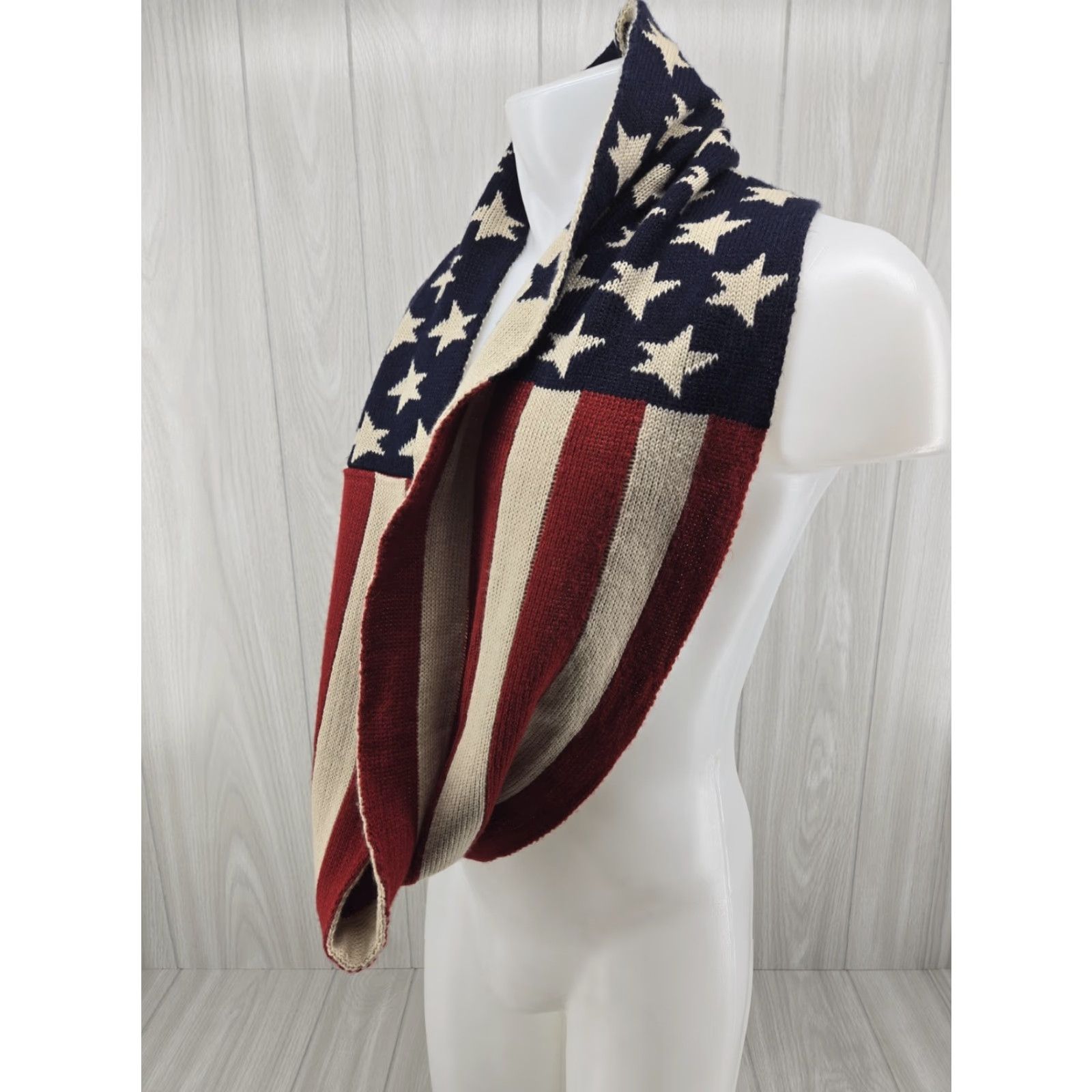 Vintage VINTAGE Unisex USA Flag Knit Infinity Scarf Wrap One Size Wrap Scarf USA Flag Infinity Knit Unbranded Men Women Size ONE SIZE - 3 Thumbnail