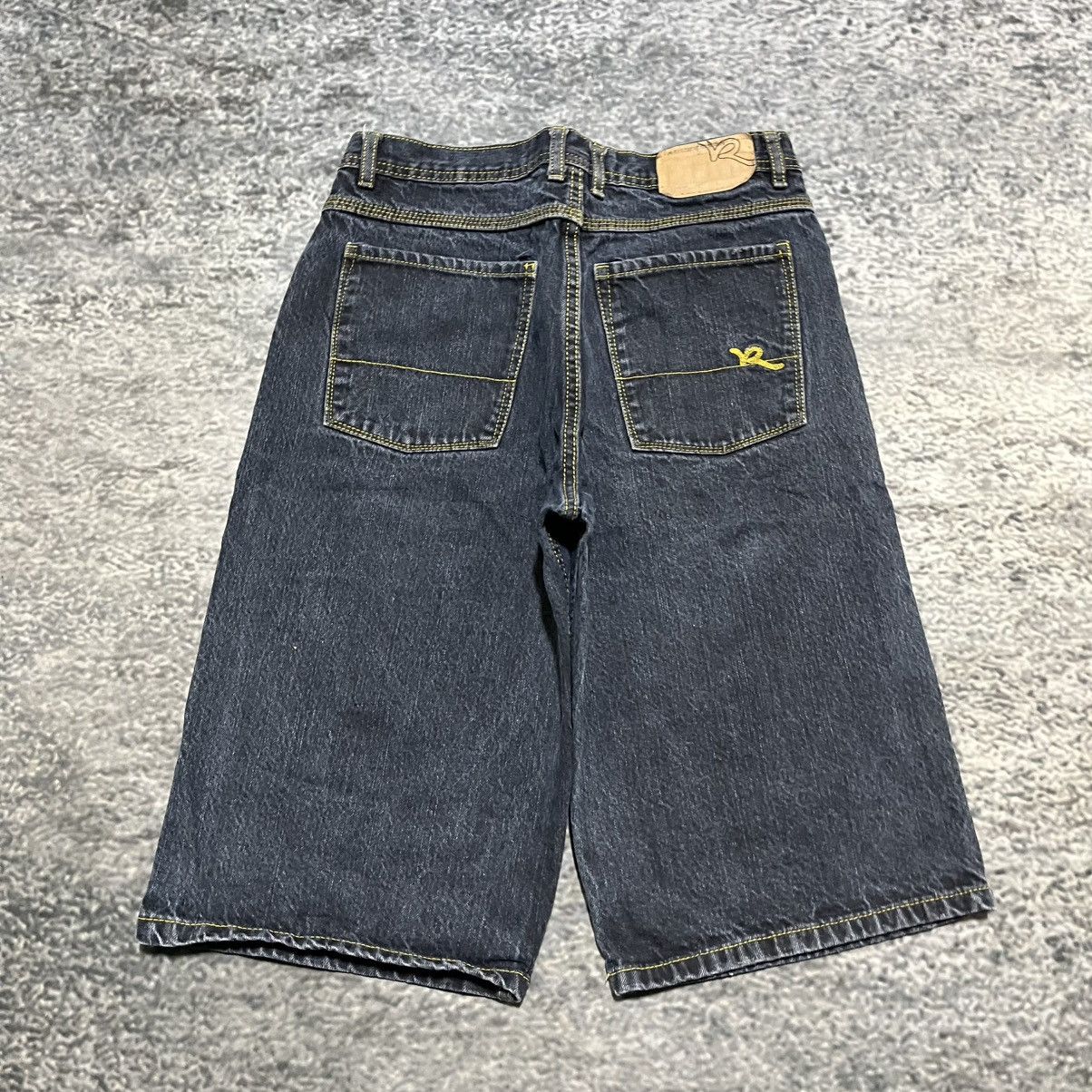 Rocawear VINTAGE Y2K ROCAWEAR BAGGY JORTS GRUNGE SKATER SHORTS SZ 29 Size US 29 - 3 Thumbnail