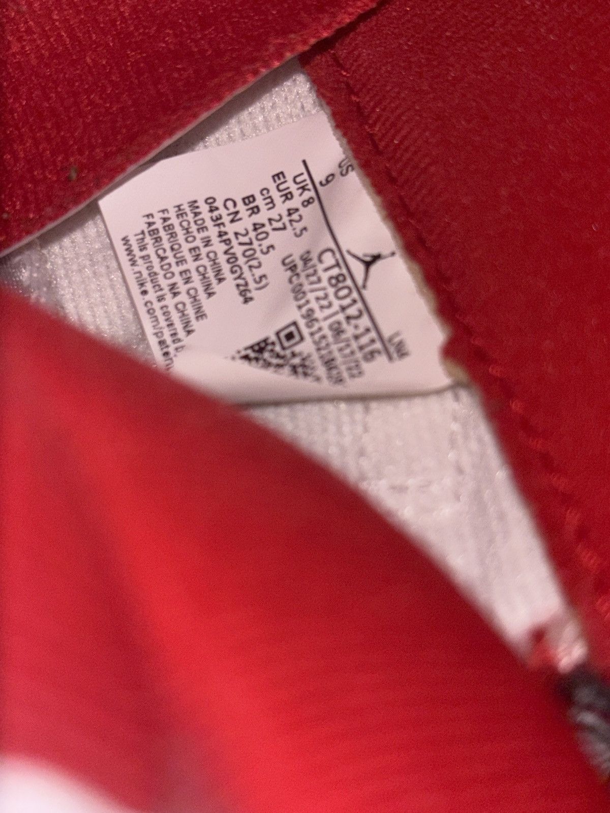 Jordan Brand Jordan Cherry 11 Size US 9 / EU 42 - 2 Thumbnail