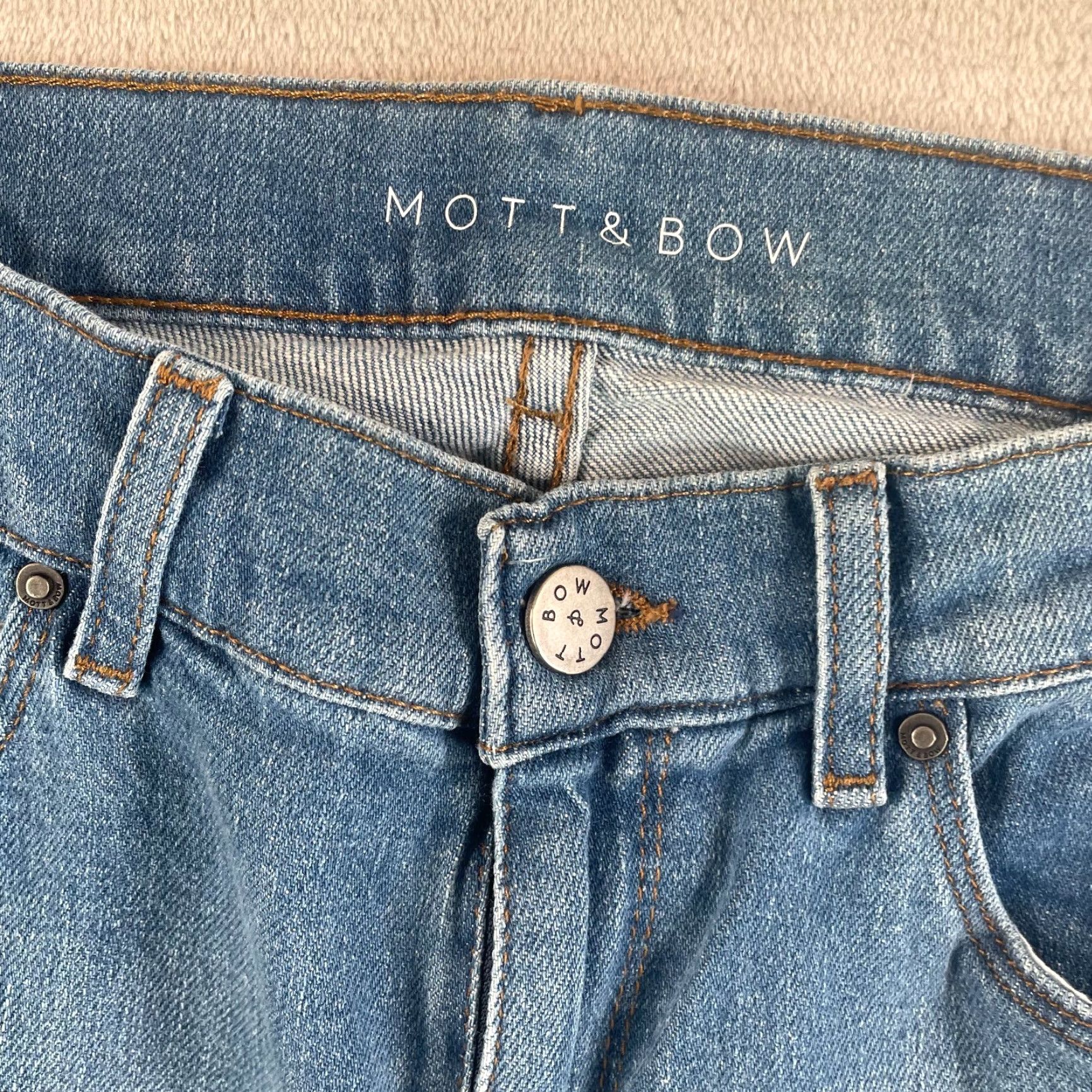 Mott & Bow Mott & Bow Boyfriend Slim Straight Charlton Jeans Women 28x30 Light Blue NWOT Size 28" / US 6 / IT 42 - 4 Thumbnail